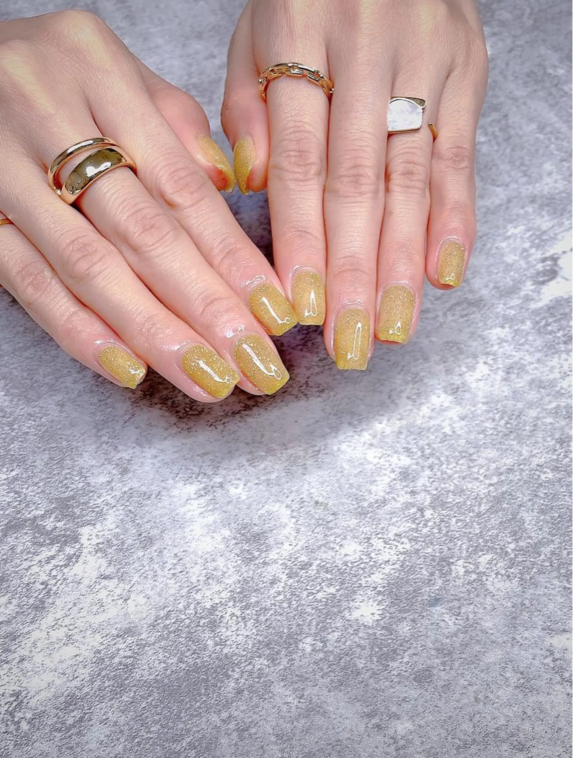 ミディアム めぐみのネイルサロン 惠のネイルデザイン