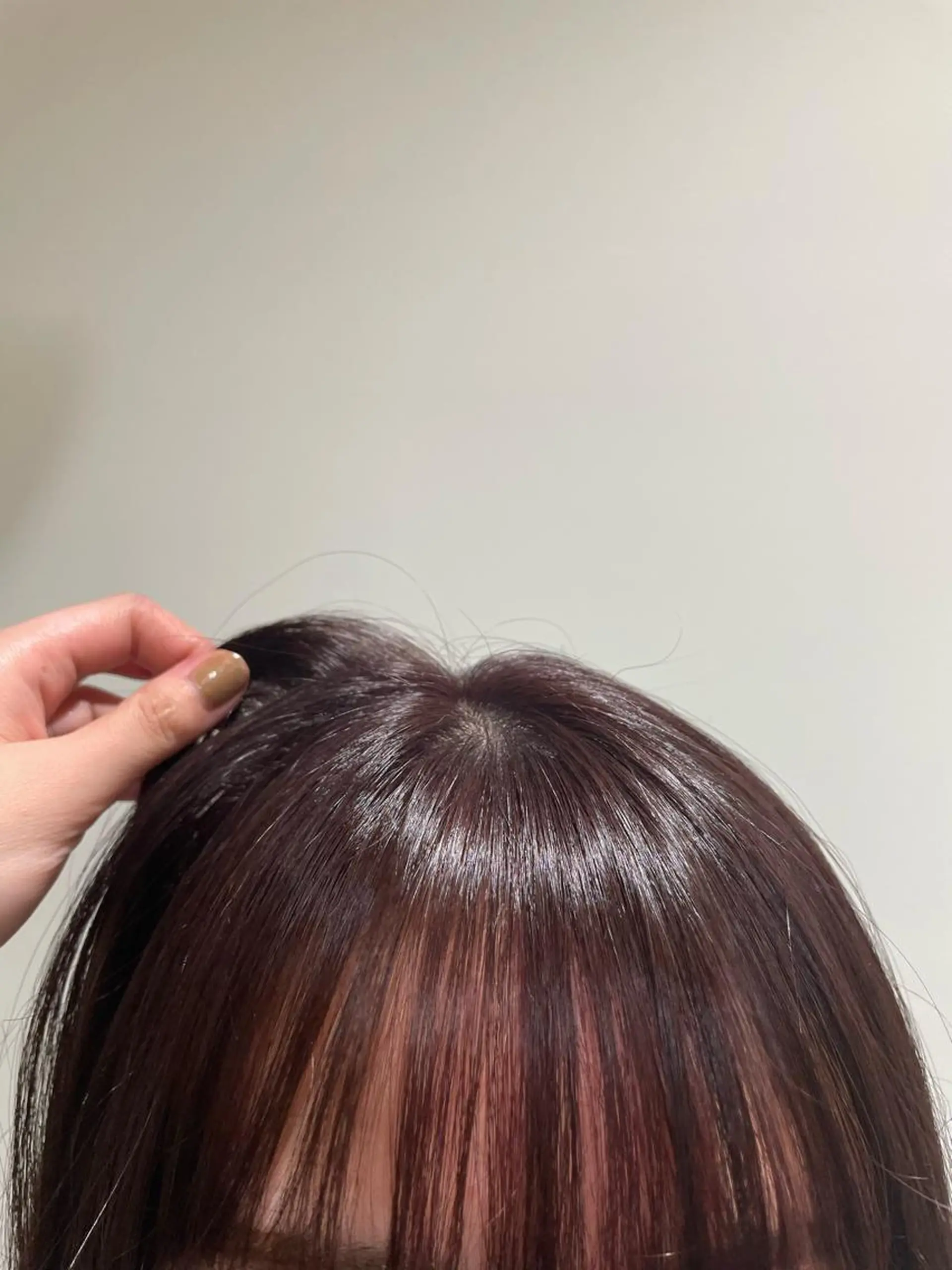 ミディアム カラー 井上 ほのかのヘアスタイル