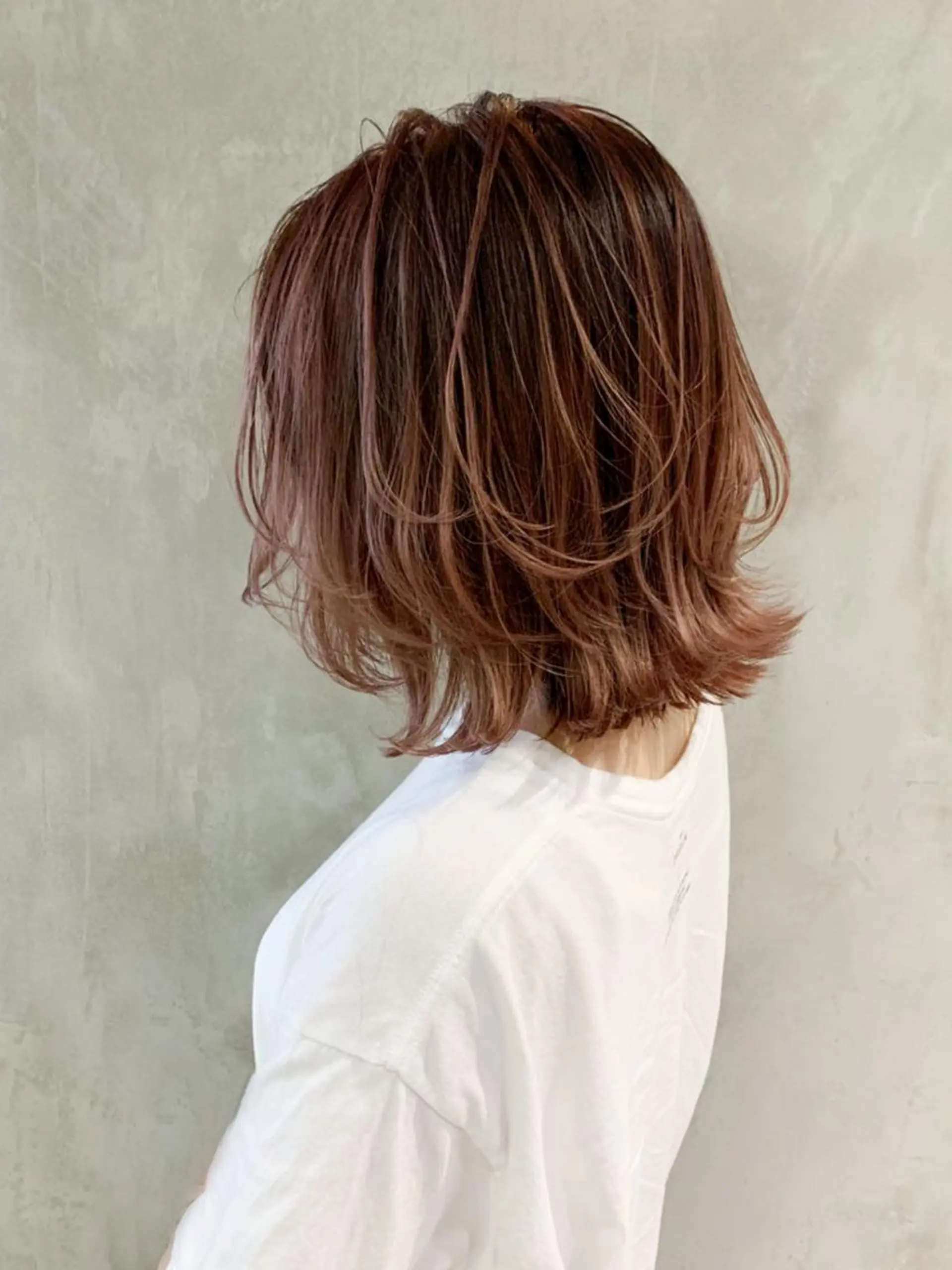 ミディアム カラー パーマ ヘアアレンジ バレイヤージュ ベージュカラー ピンクカラー ピンクベージュ レイヤーカット ITbyALBUM 浦和店のヘアスタイル