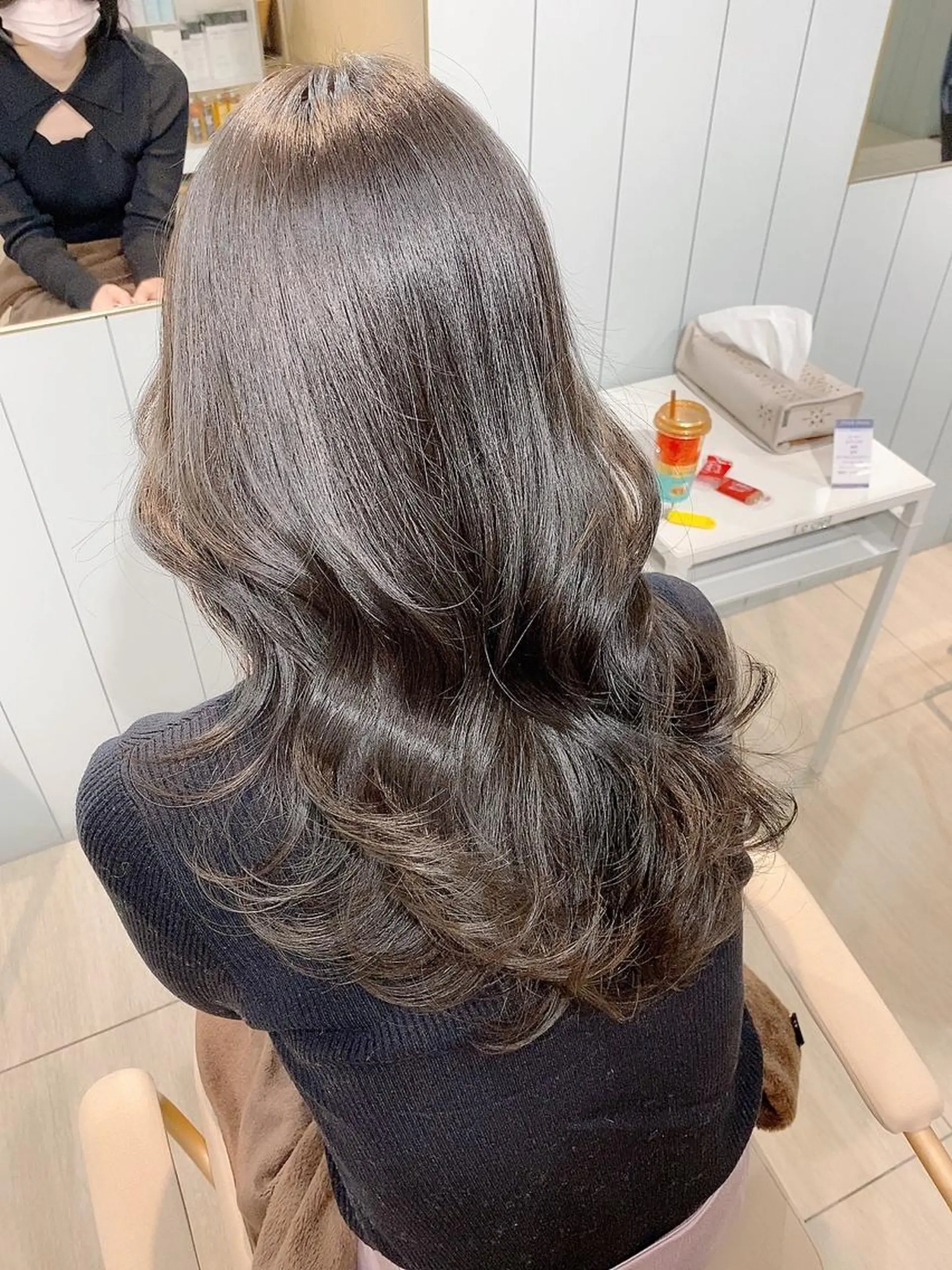 ロング カラー くびれヘア 髪質改善 韓国風ヘア 韓国風レイヤーカット 💎髪質改善"yuiのヘアスタイル