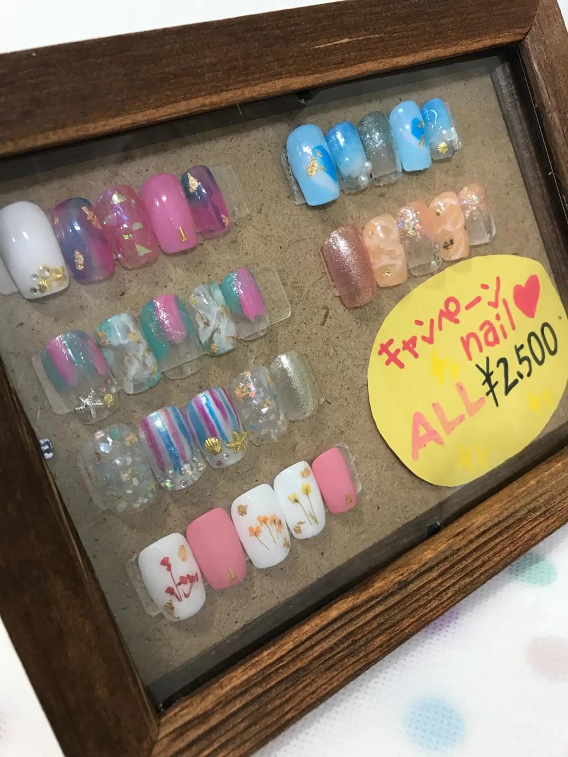 ネイル ジェルネイル ソフトジェル ハンドネイル lotus erikaのネイルデザイン