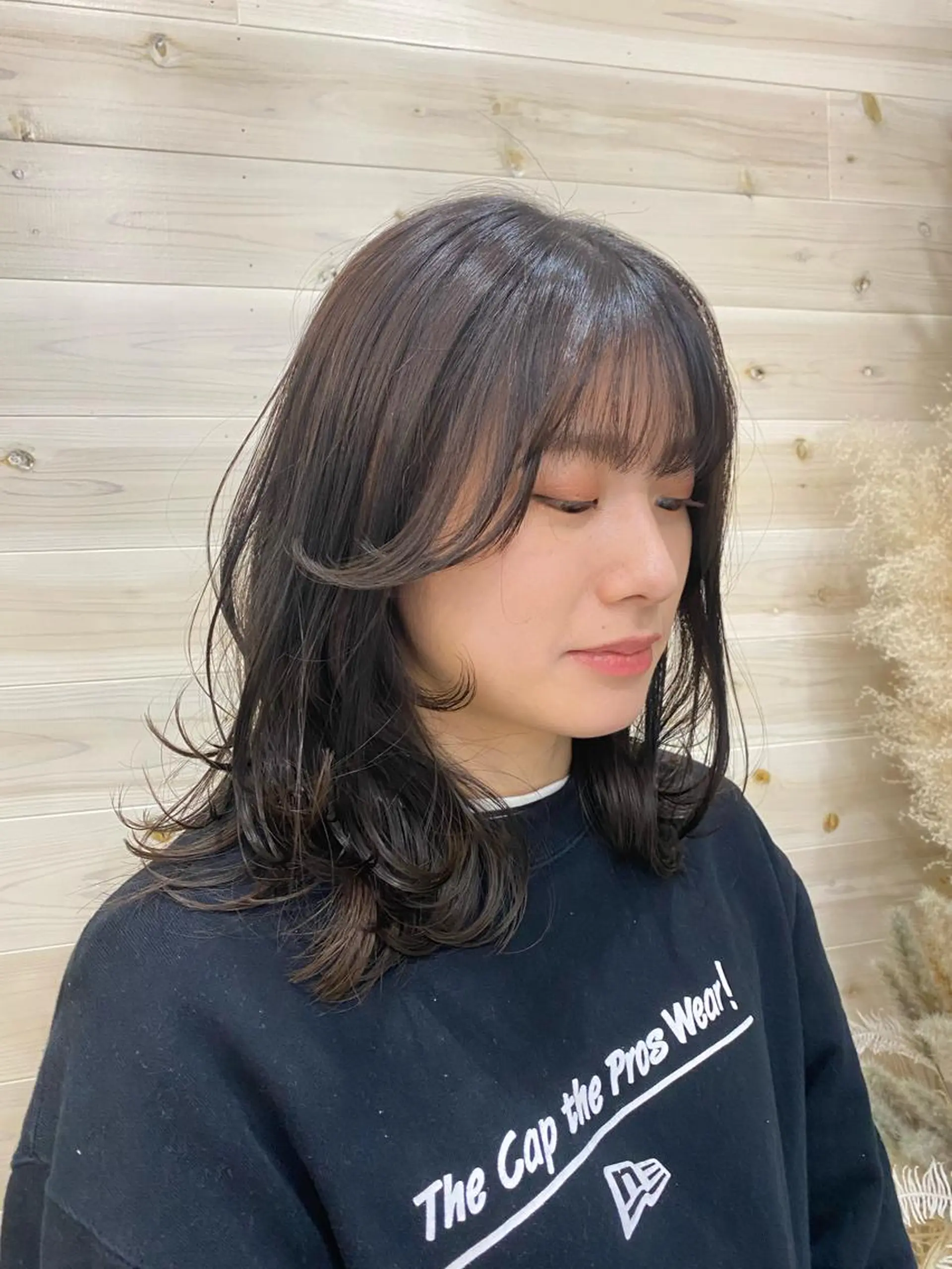 ミディアム カラー 顔周りカット レイヤーカット 韓国ヘア／艶カラー minamiのヘアスタイル