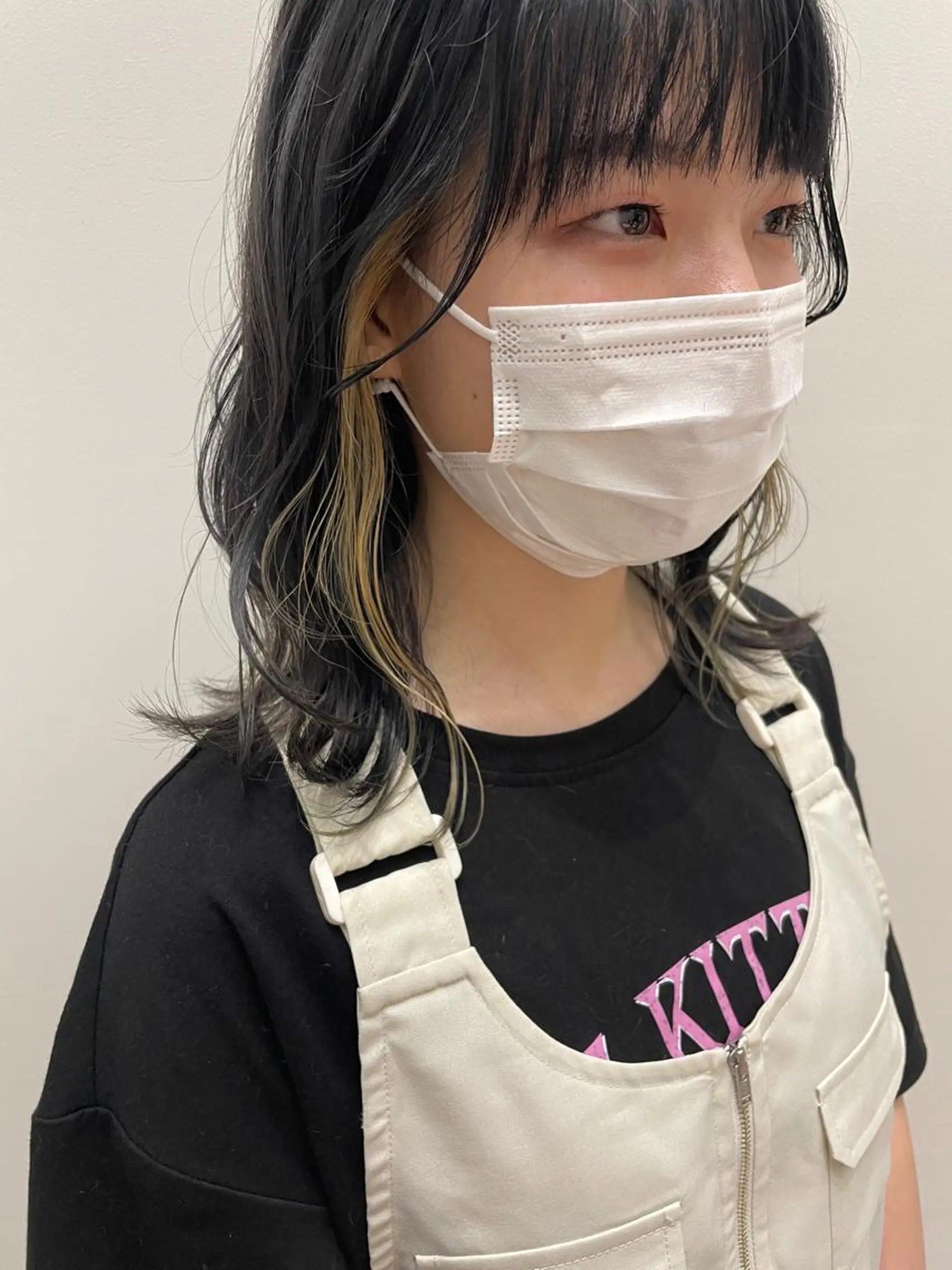 カラー 抜きっぱなしブロンド 河野 いずみのヘアスタイル