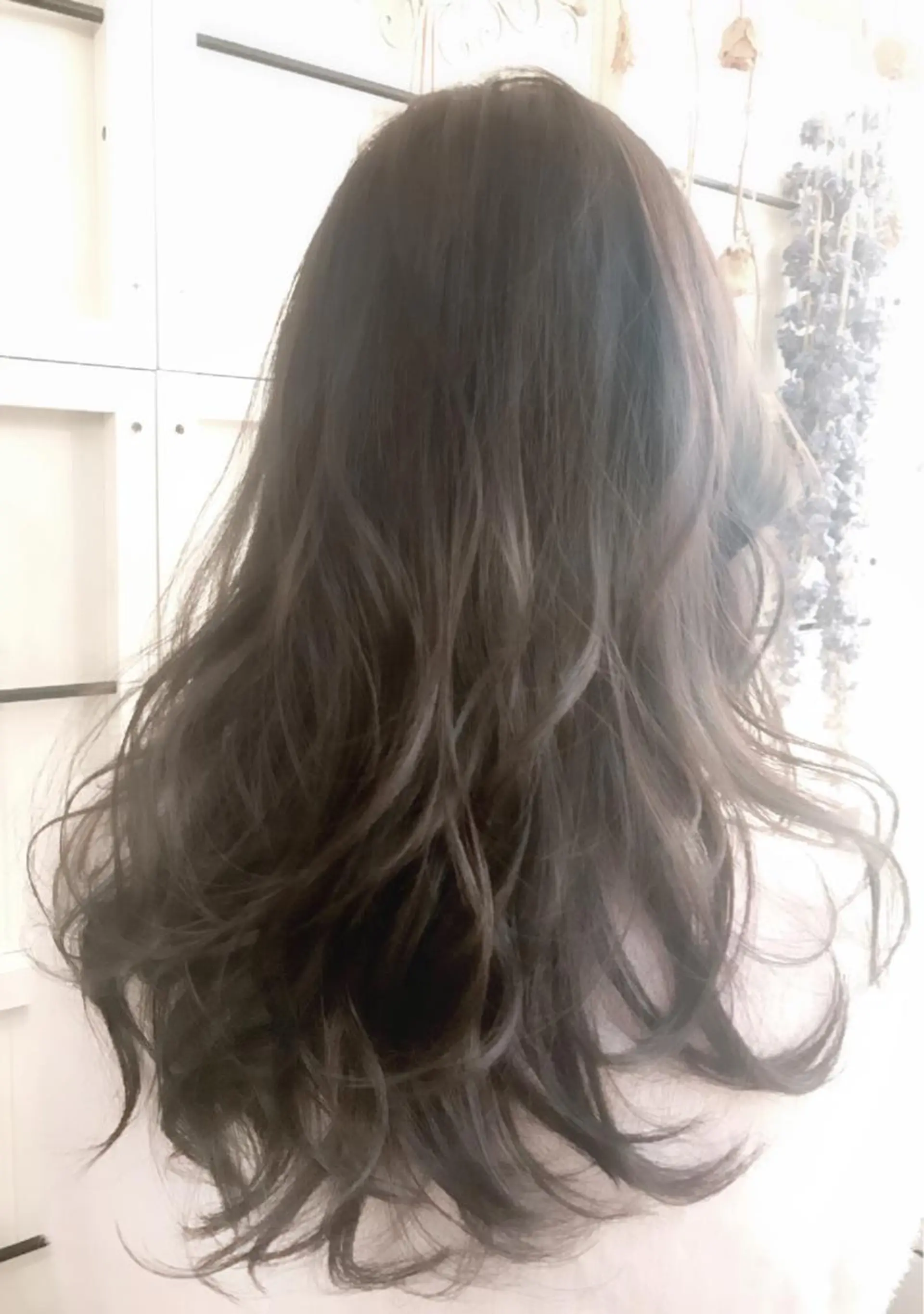 セミロング カラー アッシュ ブルーカラー ブルーアッシュ イルミナカラー vato マンツーマンサロンのヘアスタイル