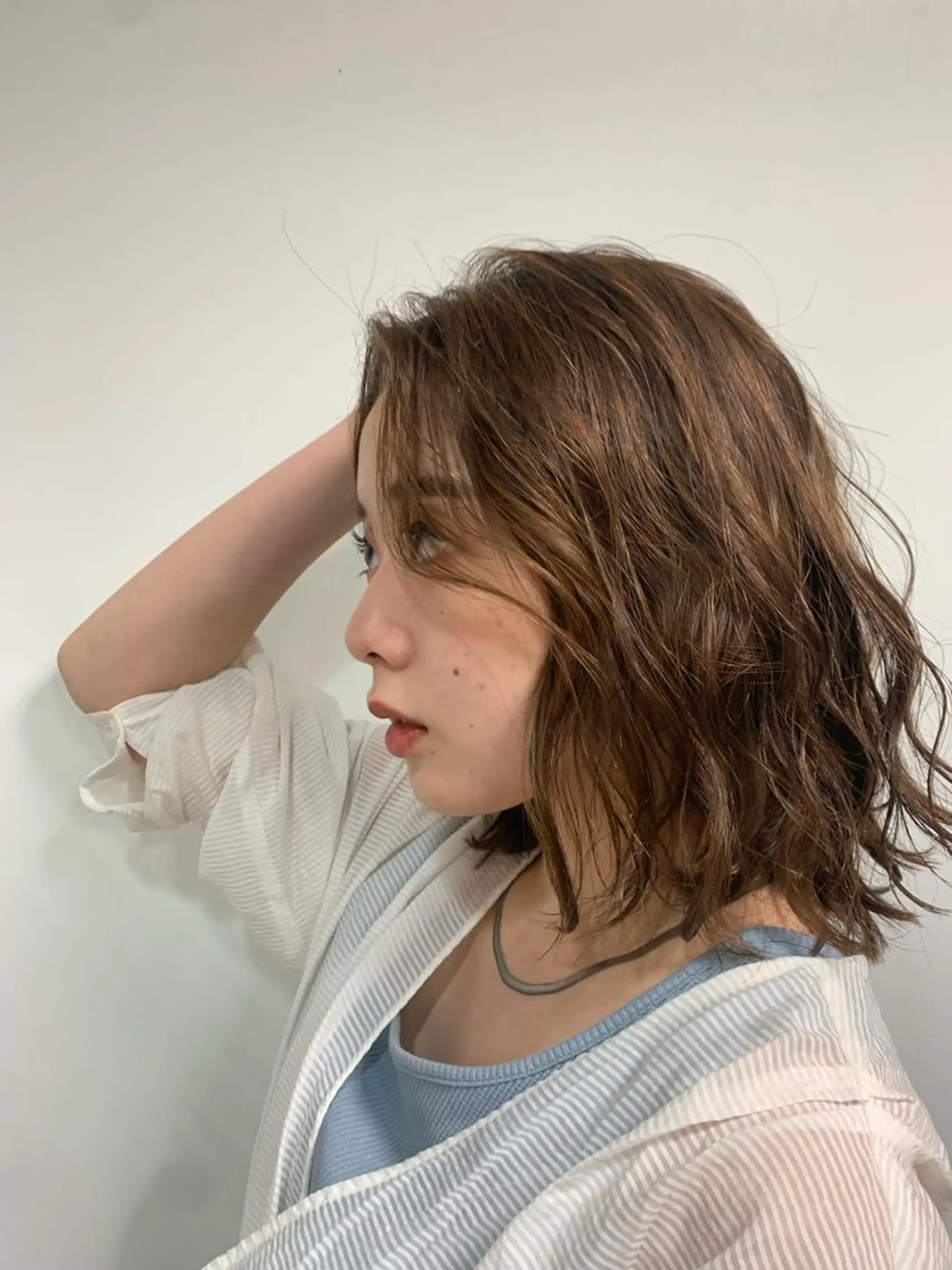 ミディアム ウスイマイコ カット/ケアカラーのヘアスタイル