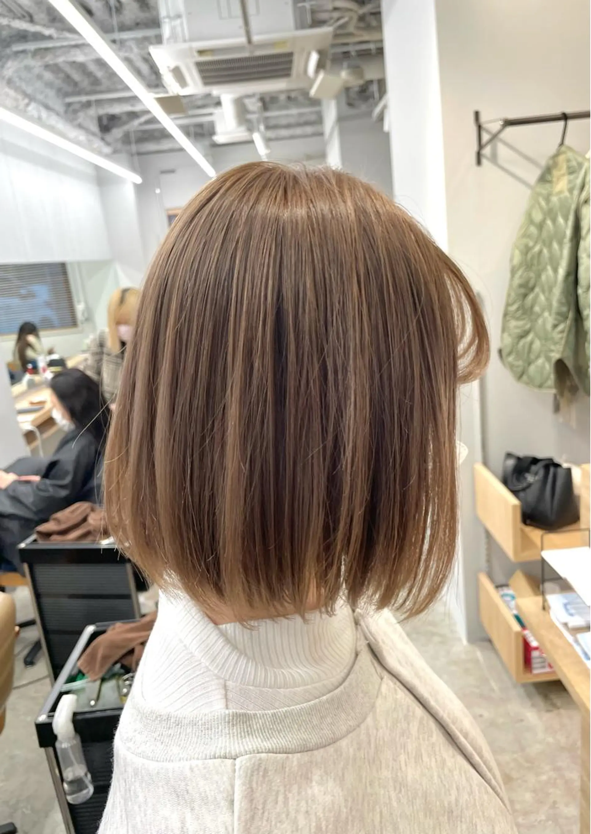 ミディアム SAEKI【ior 】北千住店ブリーチのヘアスタイル