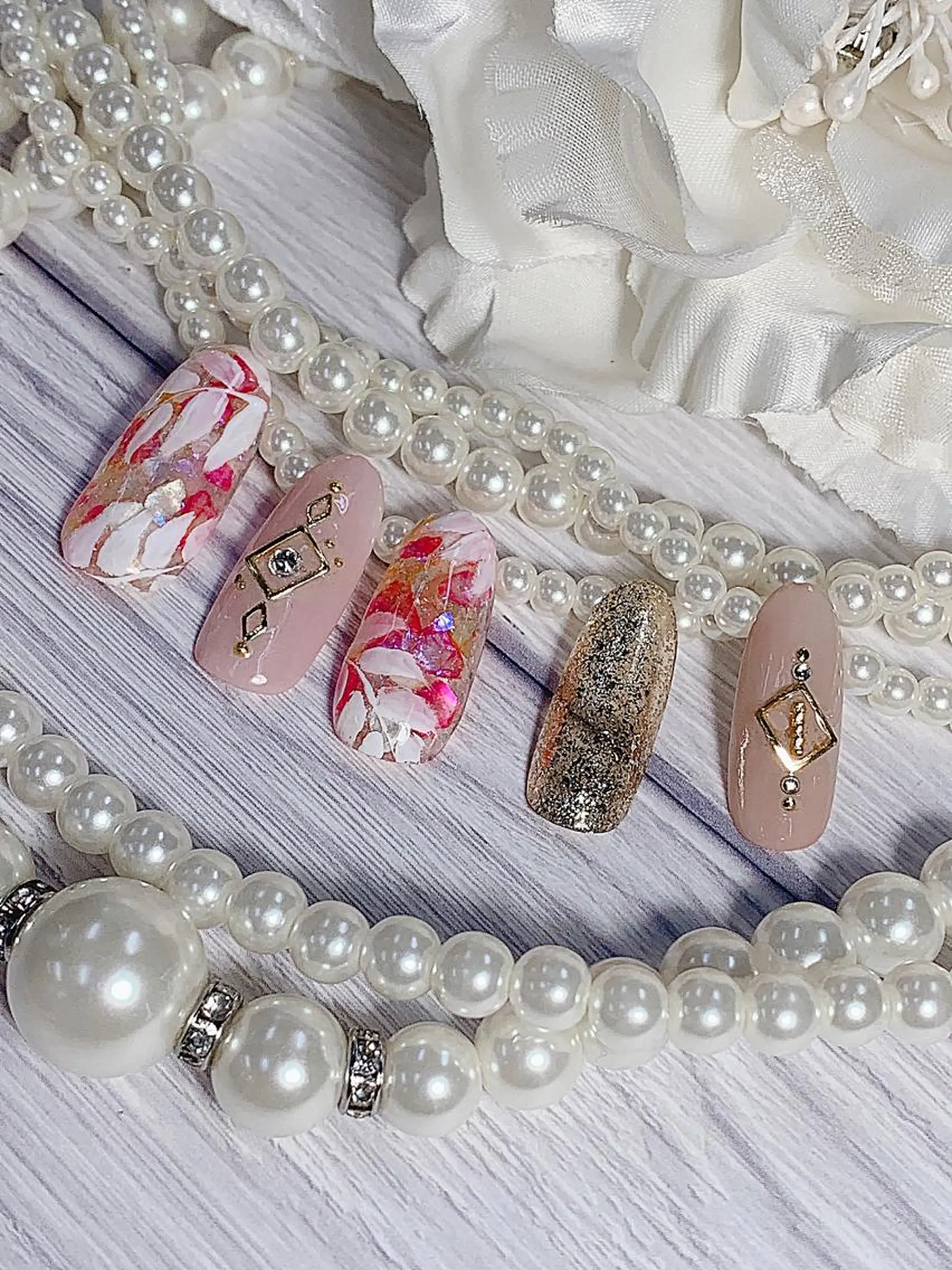 ミディアム ネイル ネイルサロンrindon所属・山田 ゆりかのネイルデザイン