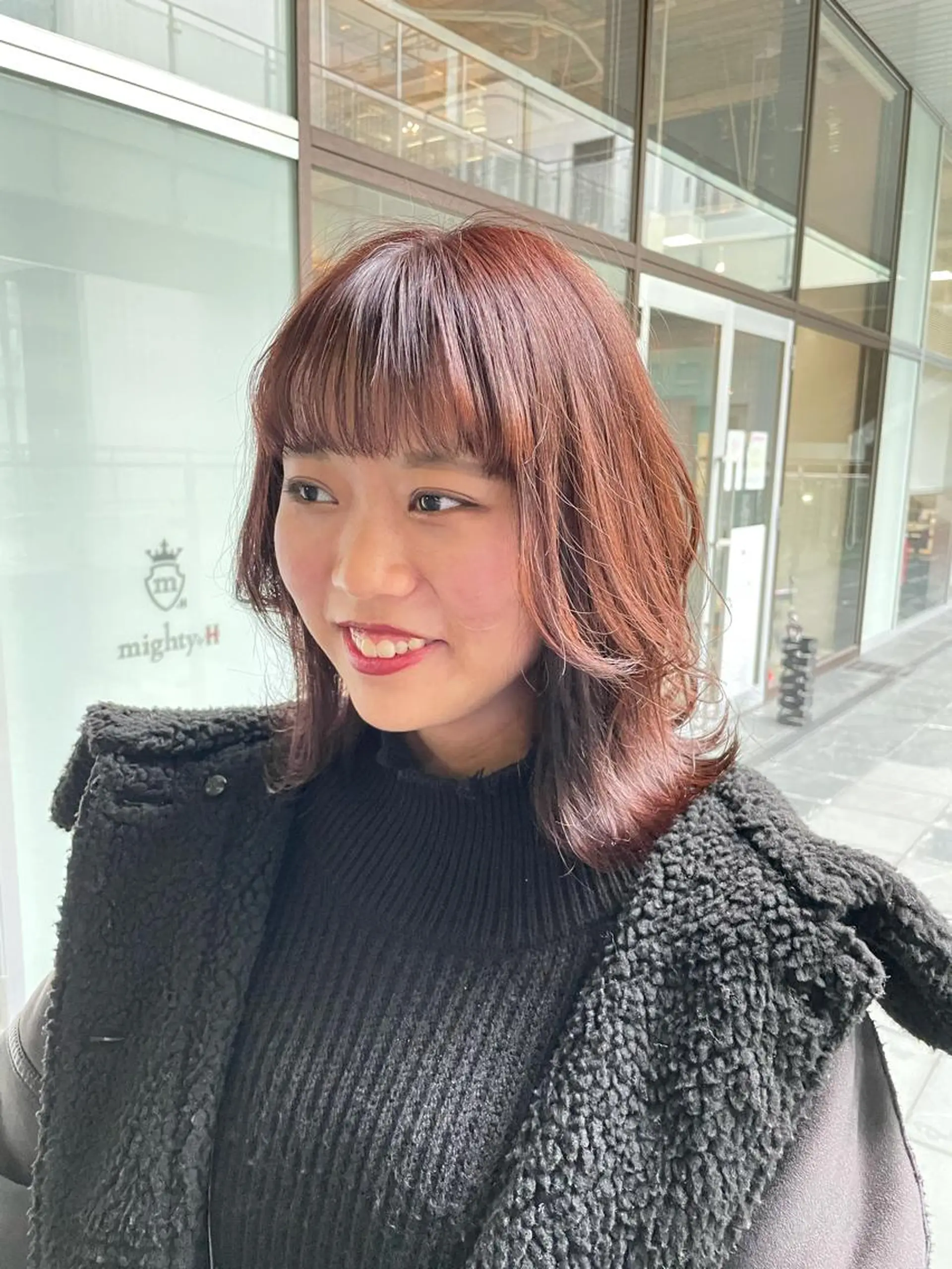 ミディアム 栄　mighty by H所属・不破一輝/栄/矢場町 ボブ/レイヤー/艶髪のヘアスタイル