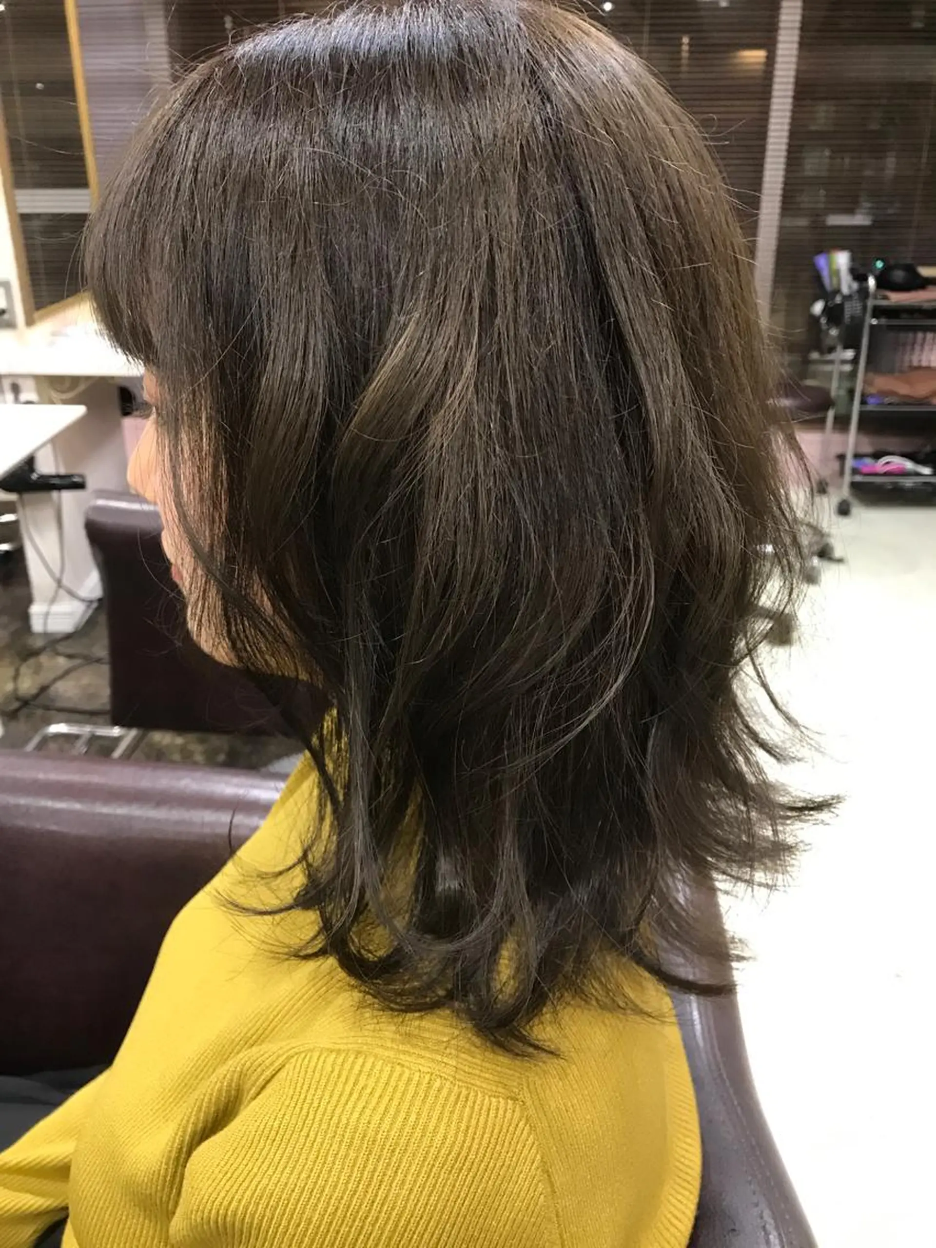 ミディアム カラー 艶カラー◎矯正⭐髪診 断#天王寺区@山本
のヘアスタイル