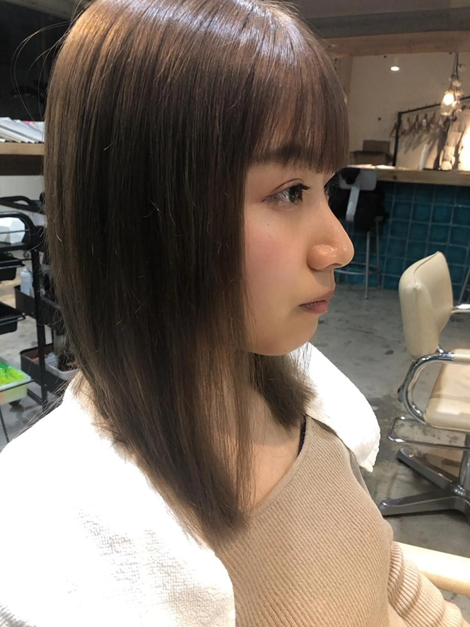 ミディアム カラー ベージュカラー パーマ美容師 hanaのヘアスタイル