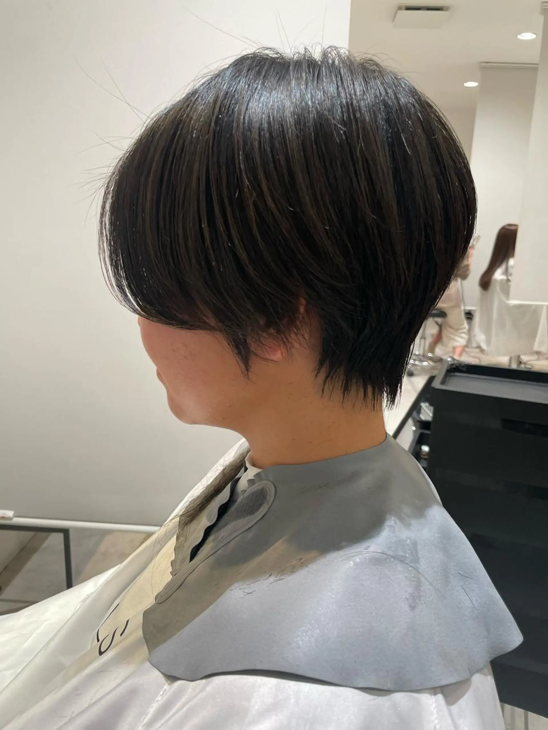 ショート 髪質改善ストレー ト指名NO.1林駿希のヘアスタイル