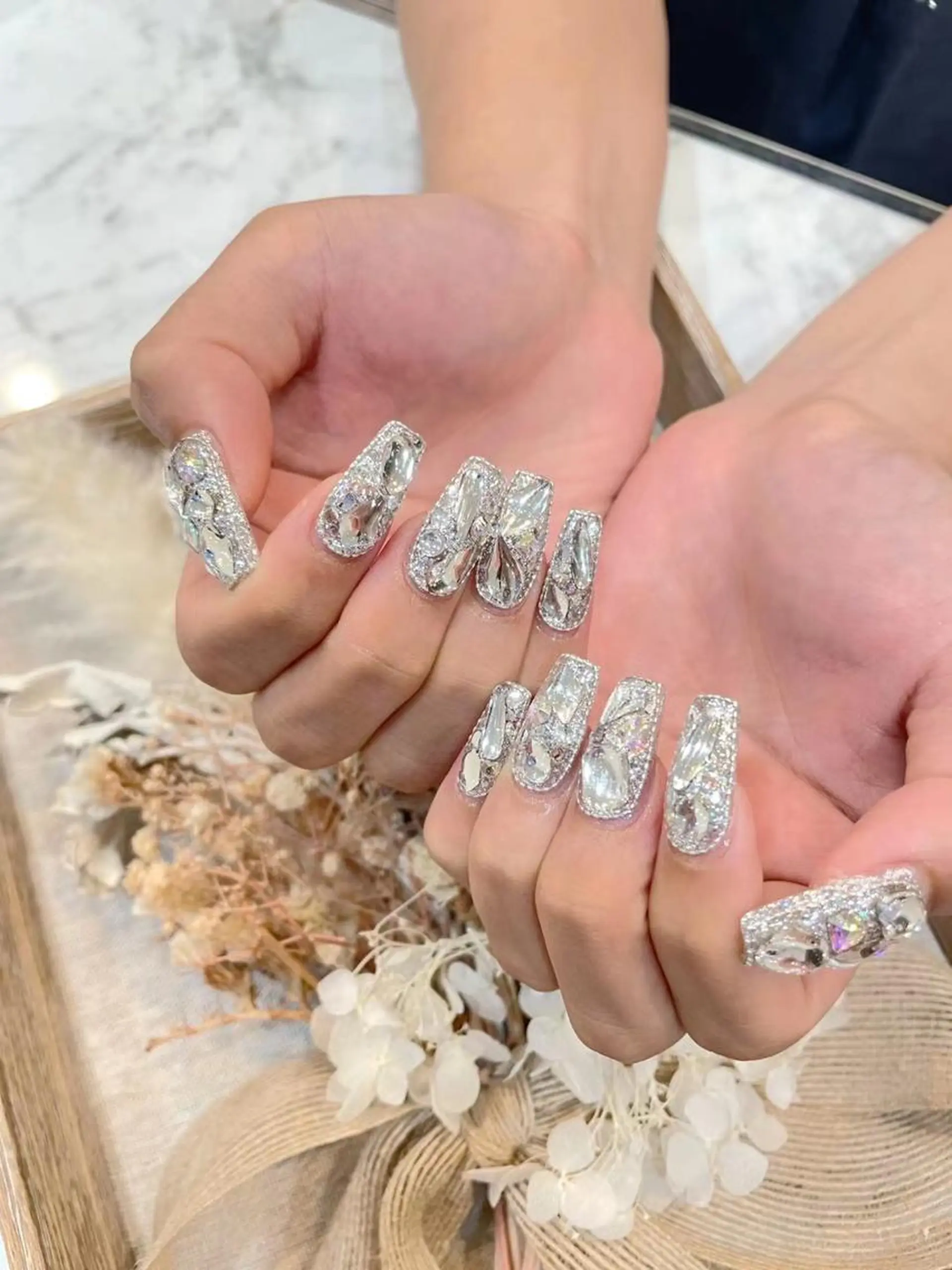 ネイル キラキラネイル Babarla nailのネイルデザイン