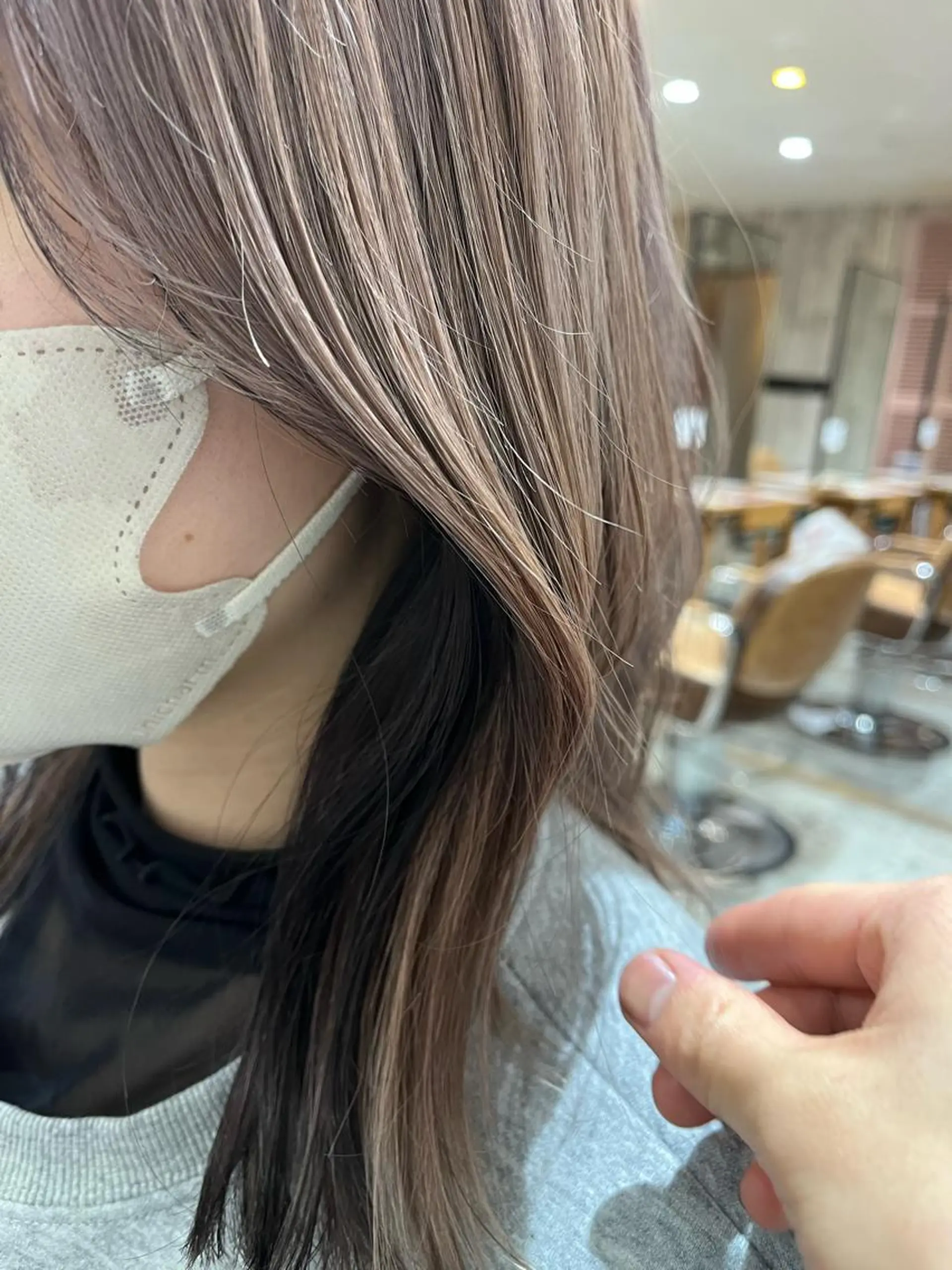 ミディアム カラー 中山 響希のヘアスタイル