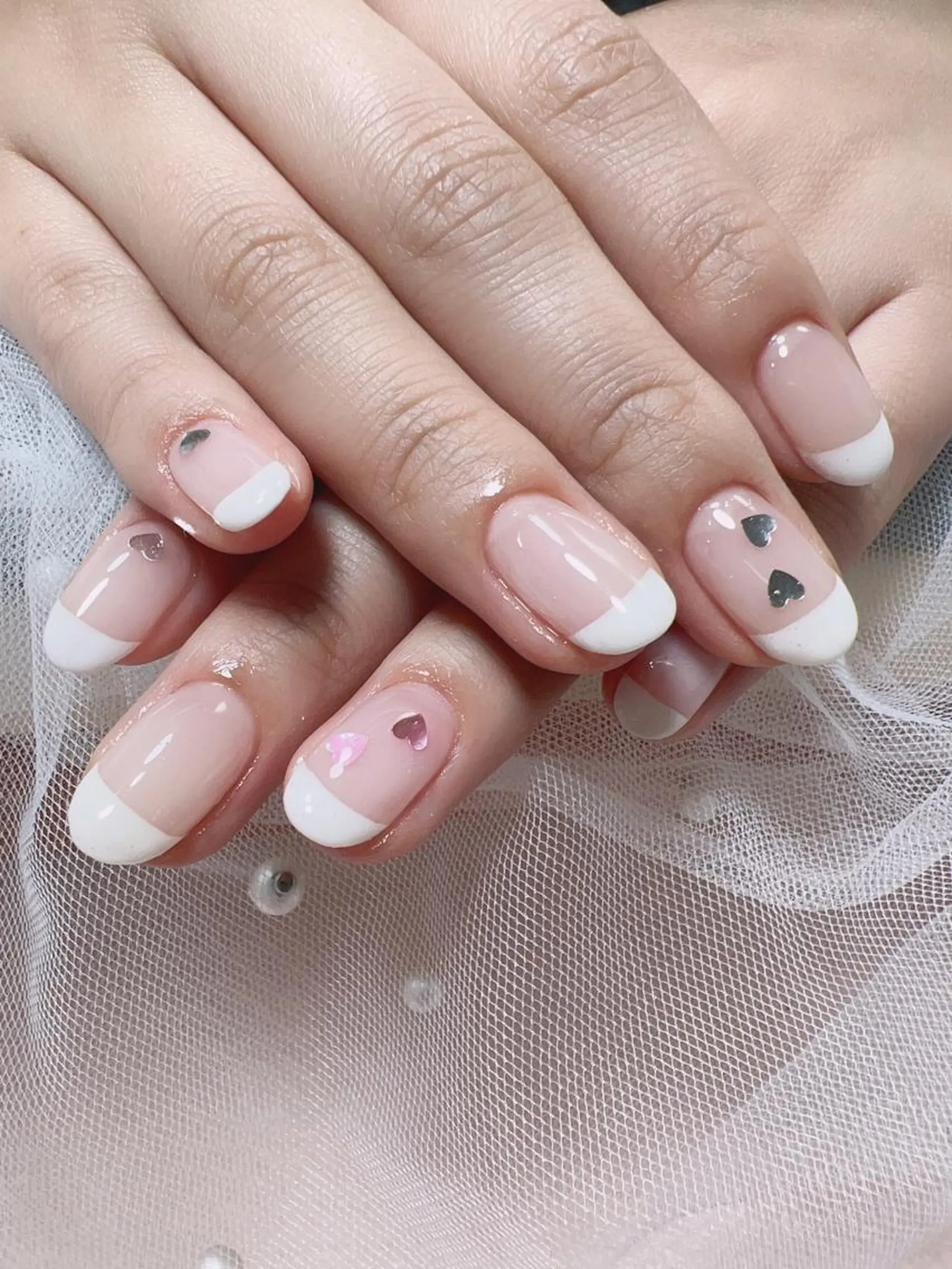 ショート カラー ネイル フレンチネイル ハート ハンドネイル Nail NaNaのネイルデザイン