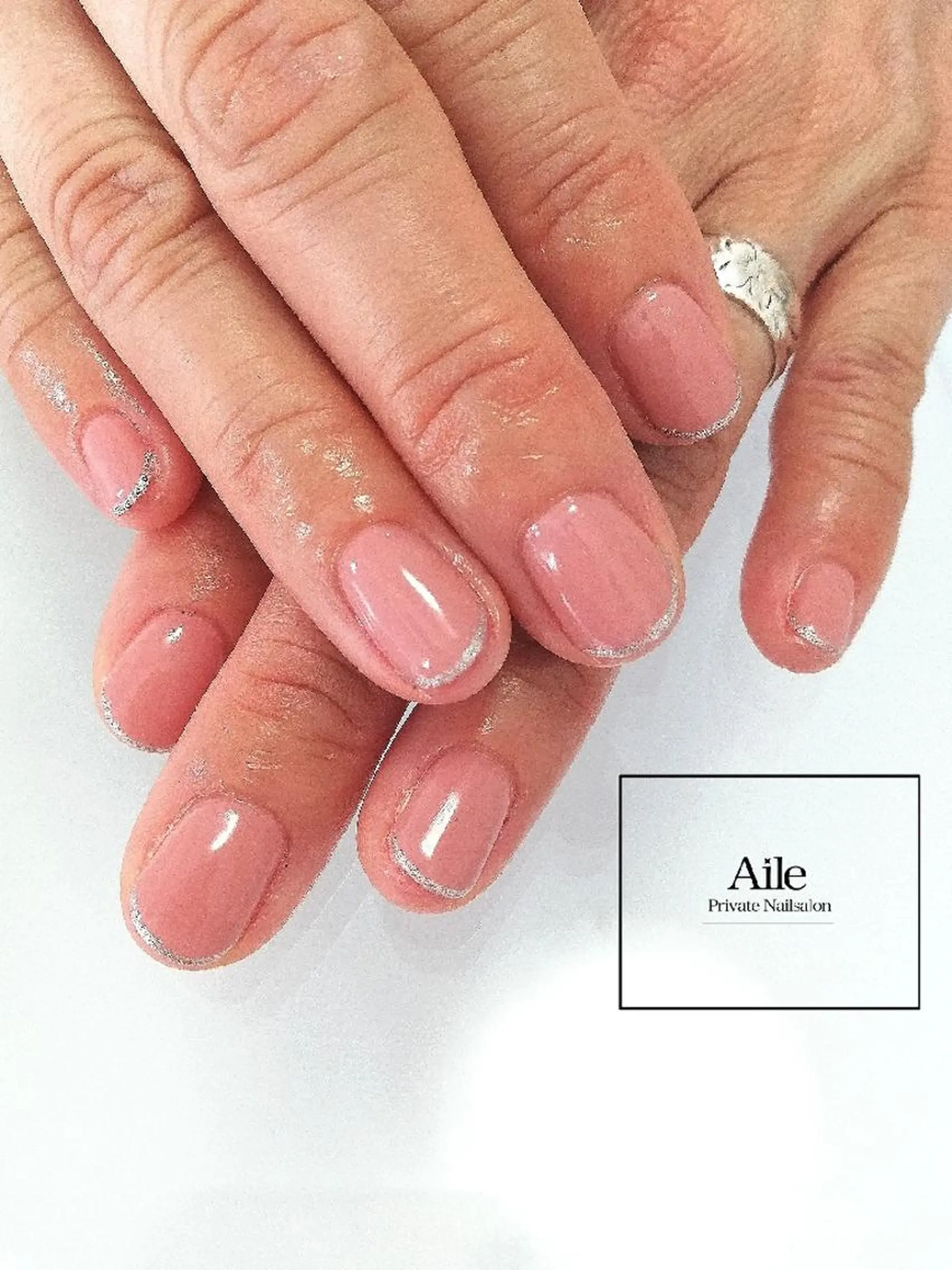 ネイル シンプルネイル なが さきのネイルデザイン