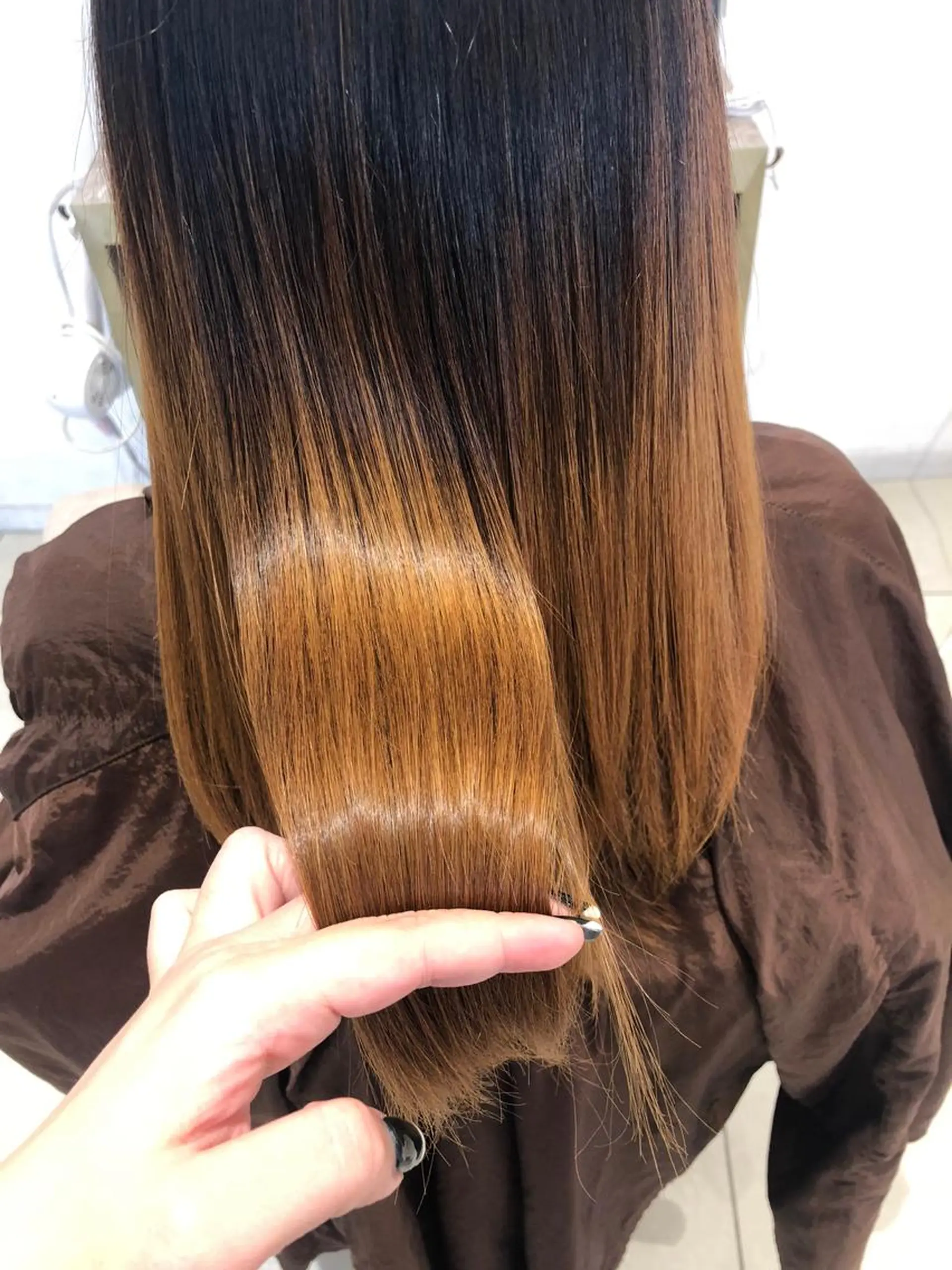 ミディアム 中嶋 彩乃のヘアスタイル