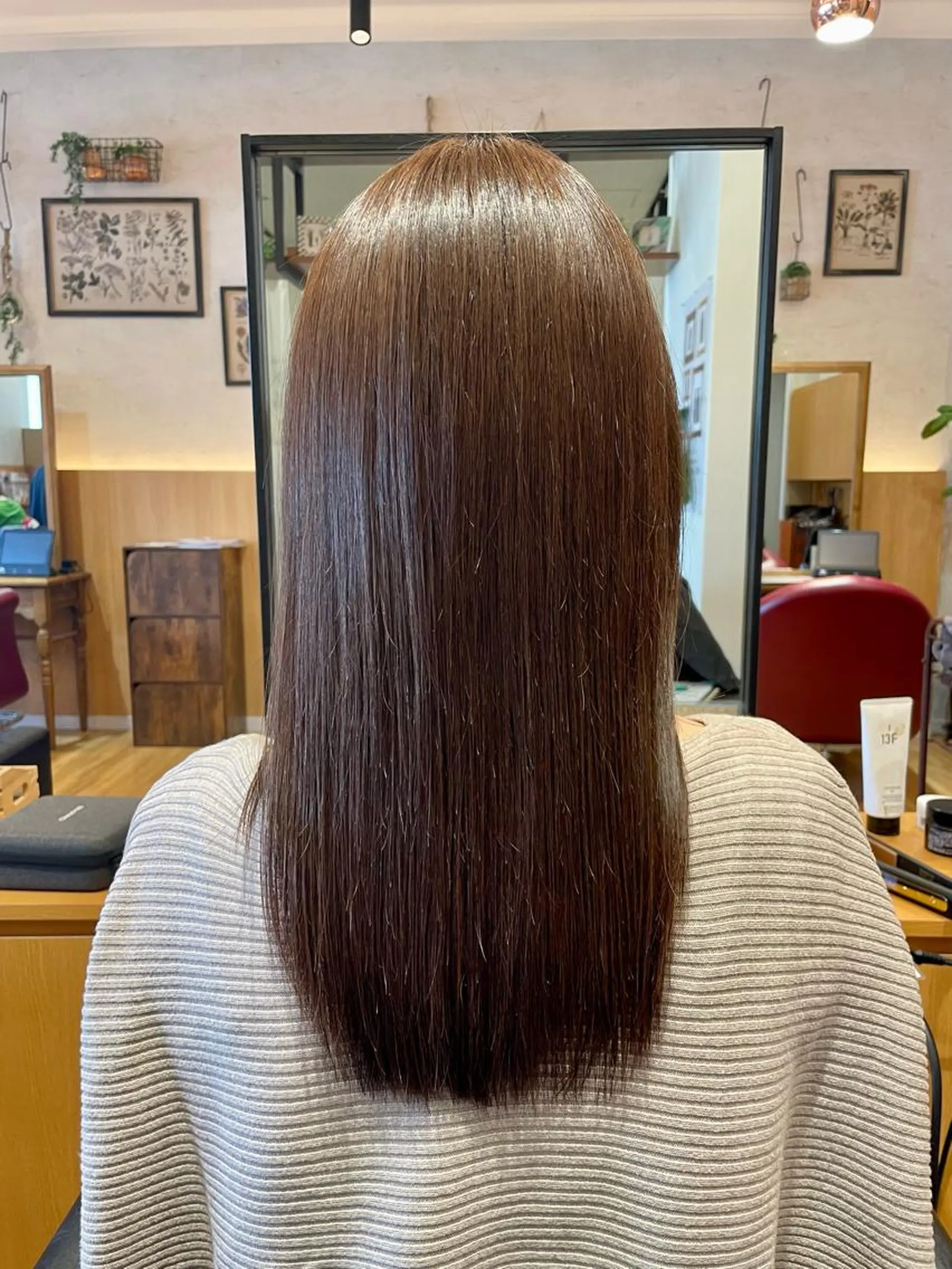 セミロング WE RULE 札幌店 【ウィールール 札幌店】所属・✨️大人ショート 髙橋朋花のヘアスタイル