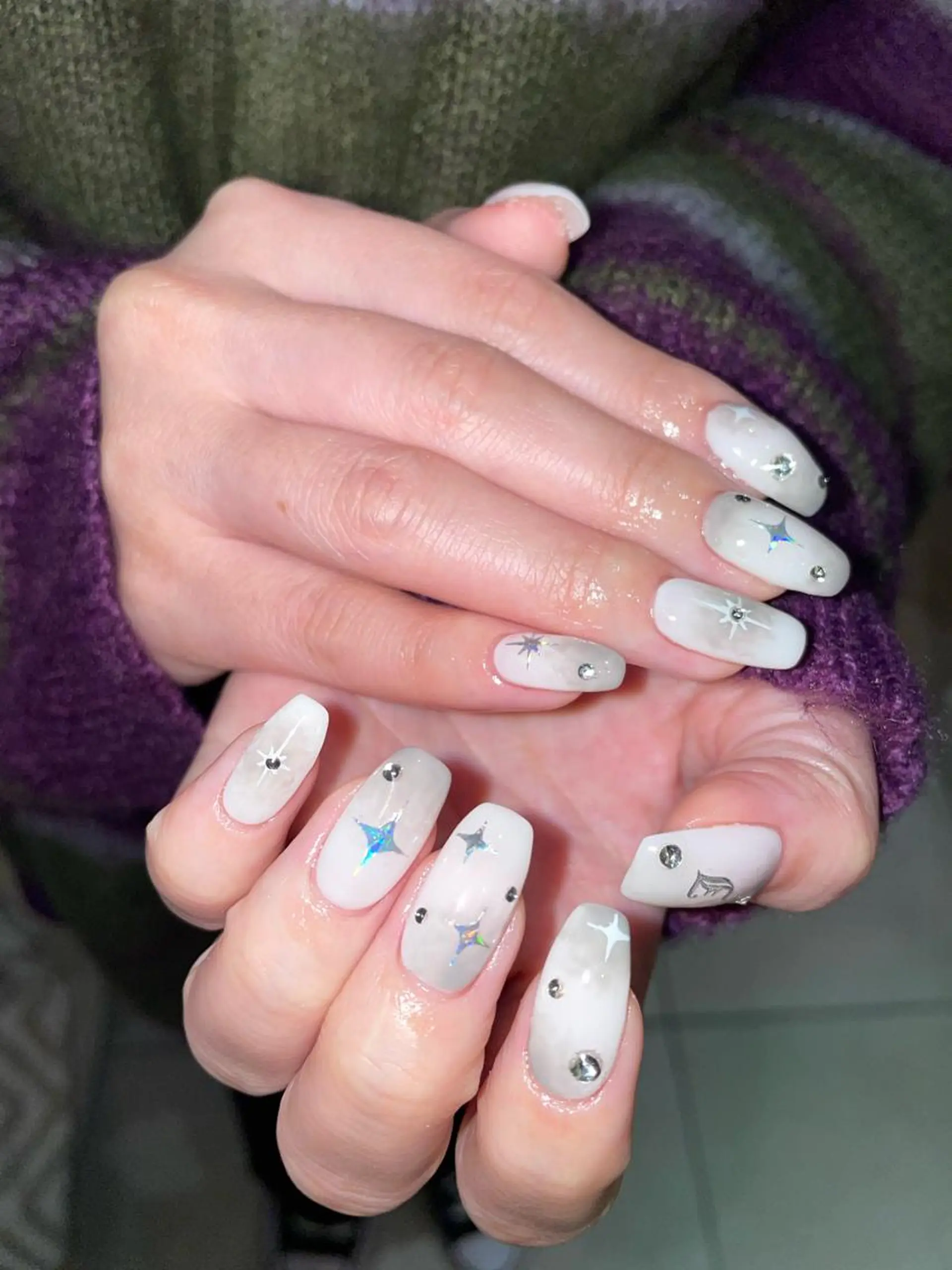 ネイル 持ち込み ハンドネイル 細矢 咲花のネイルデザイン