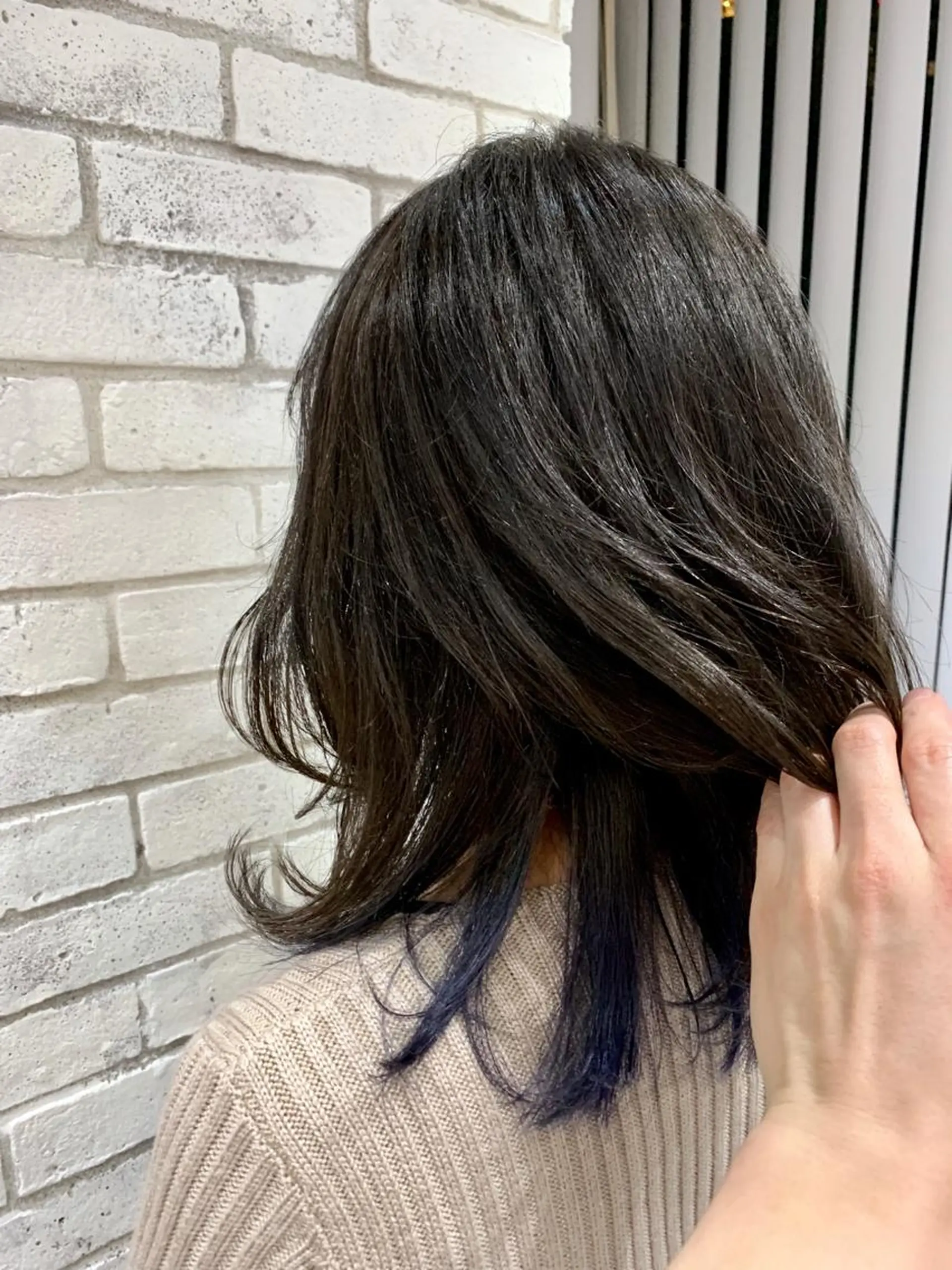 ミディアム カラー ブルーカラー インナーカラー ヘアカラー タワラ　ソウタ Directorのヘアスタイル