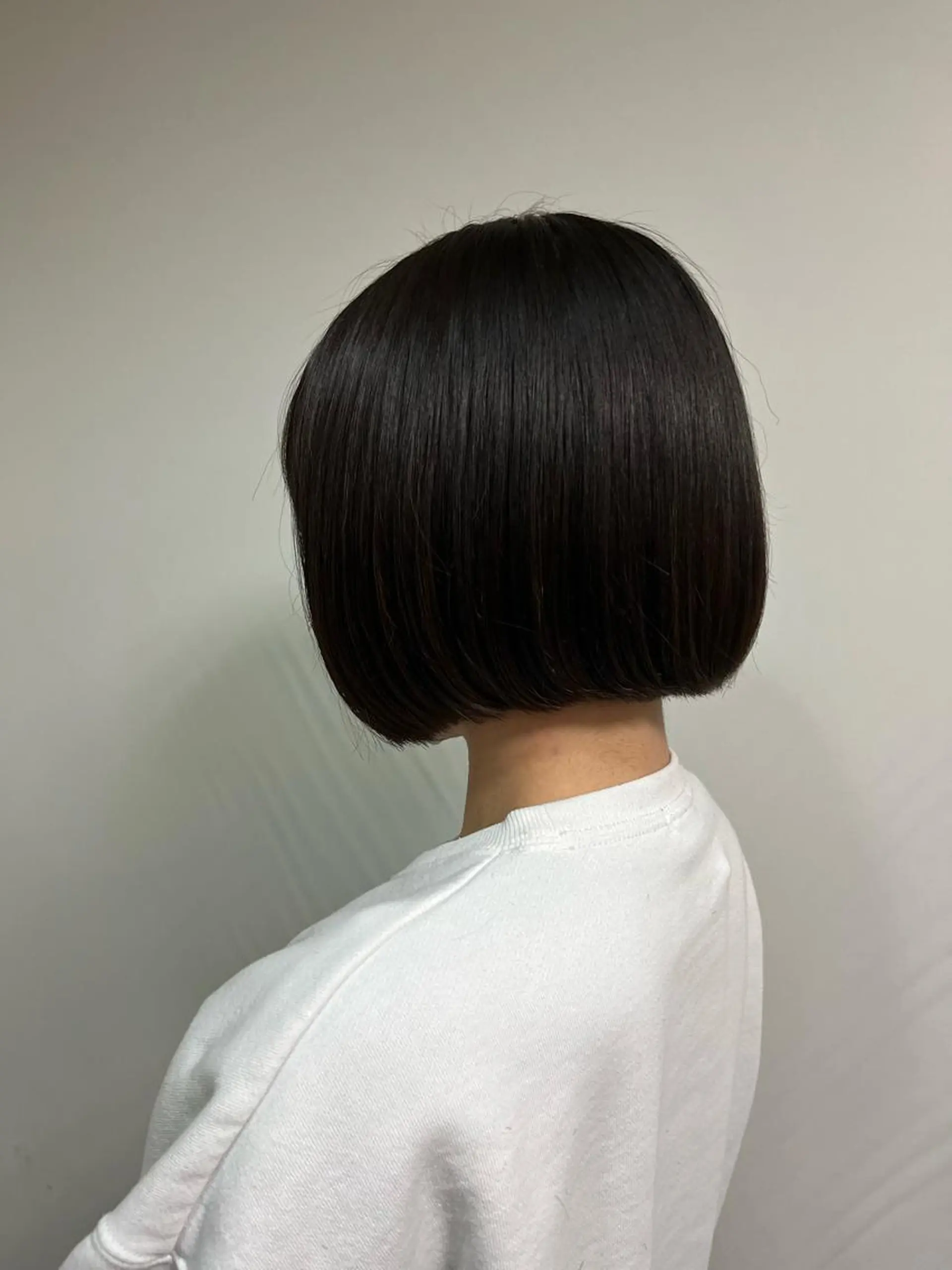 ショート ウスイマイコ カット/ケアカラーのヘアスタイル