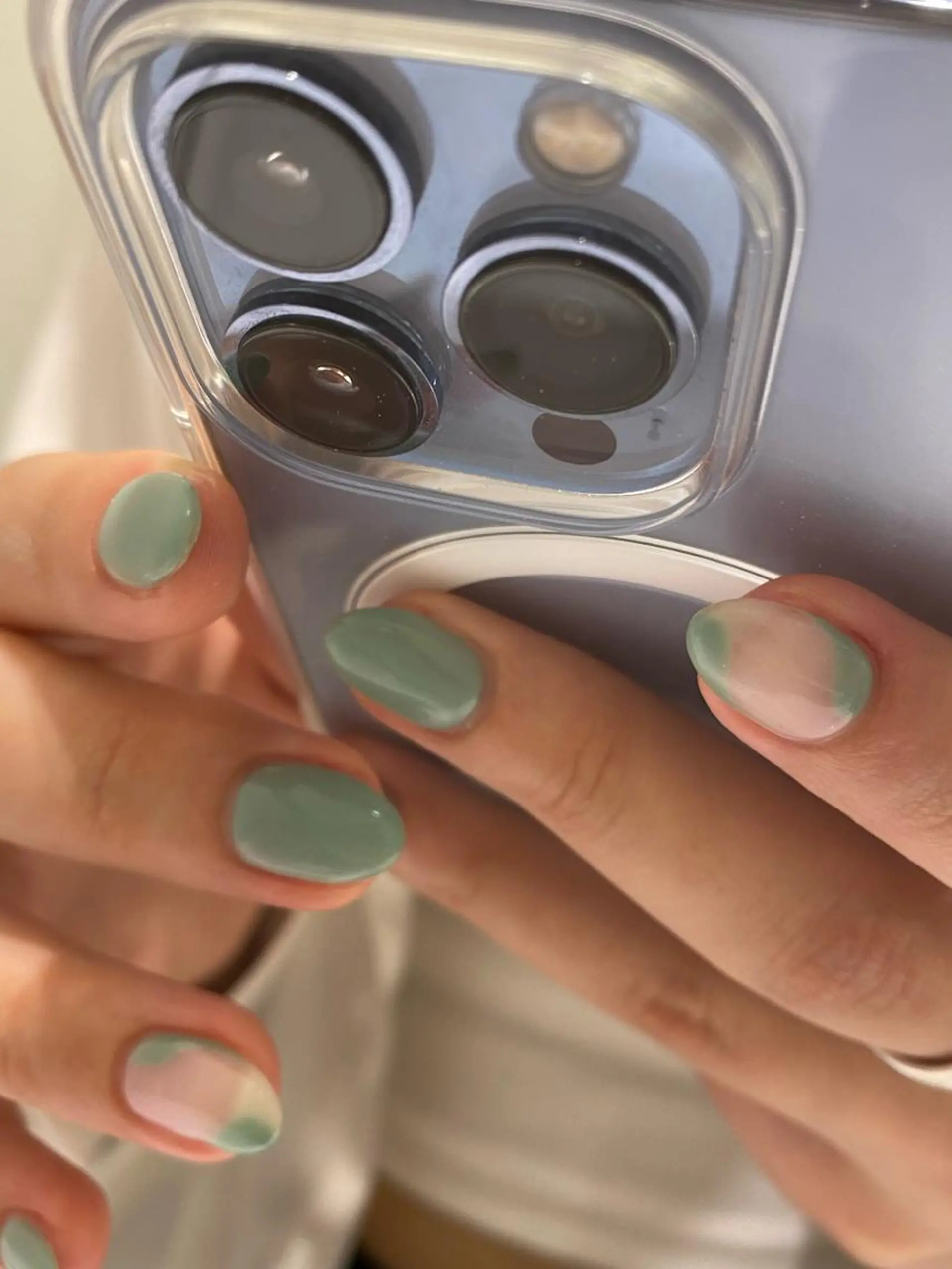 ネイル シンプルネイル Ann. nail.tokyo所属・Ann nailのネイルデザイン