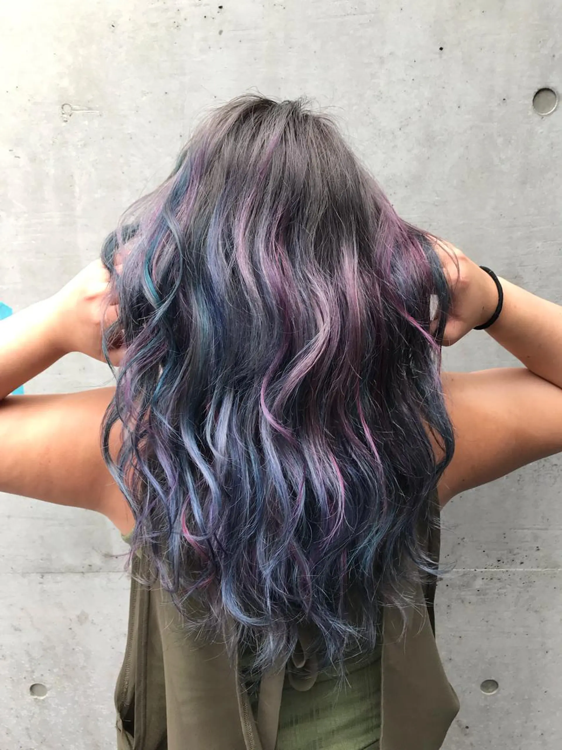 ロング カラー ユニコーンカラー ていねい技術No.1 🌈諏訪 健太のヘアスタイル