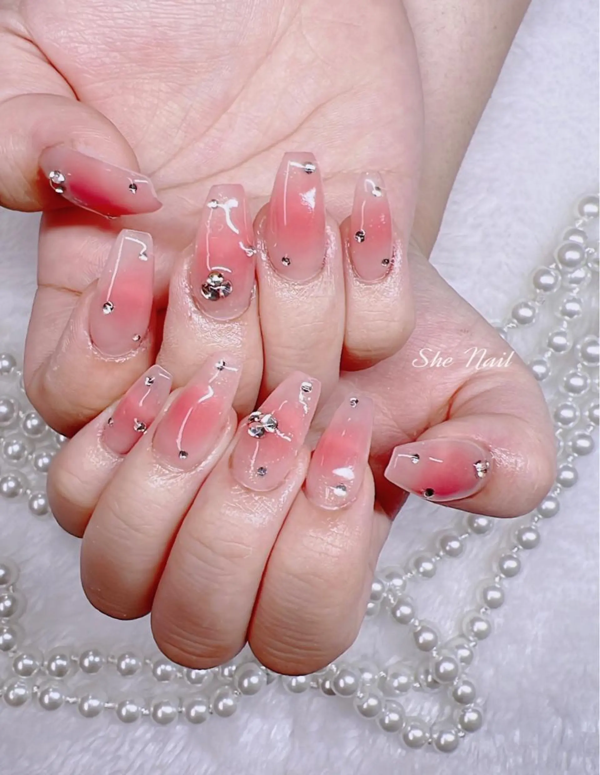 ネイル チークネイル フレンチネイル キラキラネイル 韓国ネイル マグネットネイル She   Nail所属・ISA_ BELLAのネイルデザイン