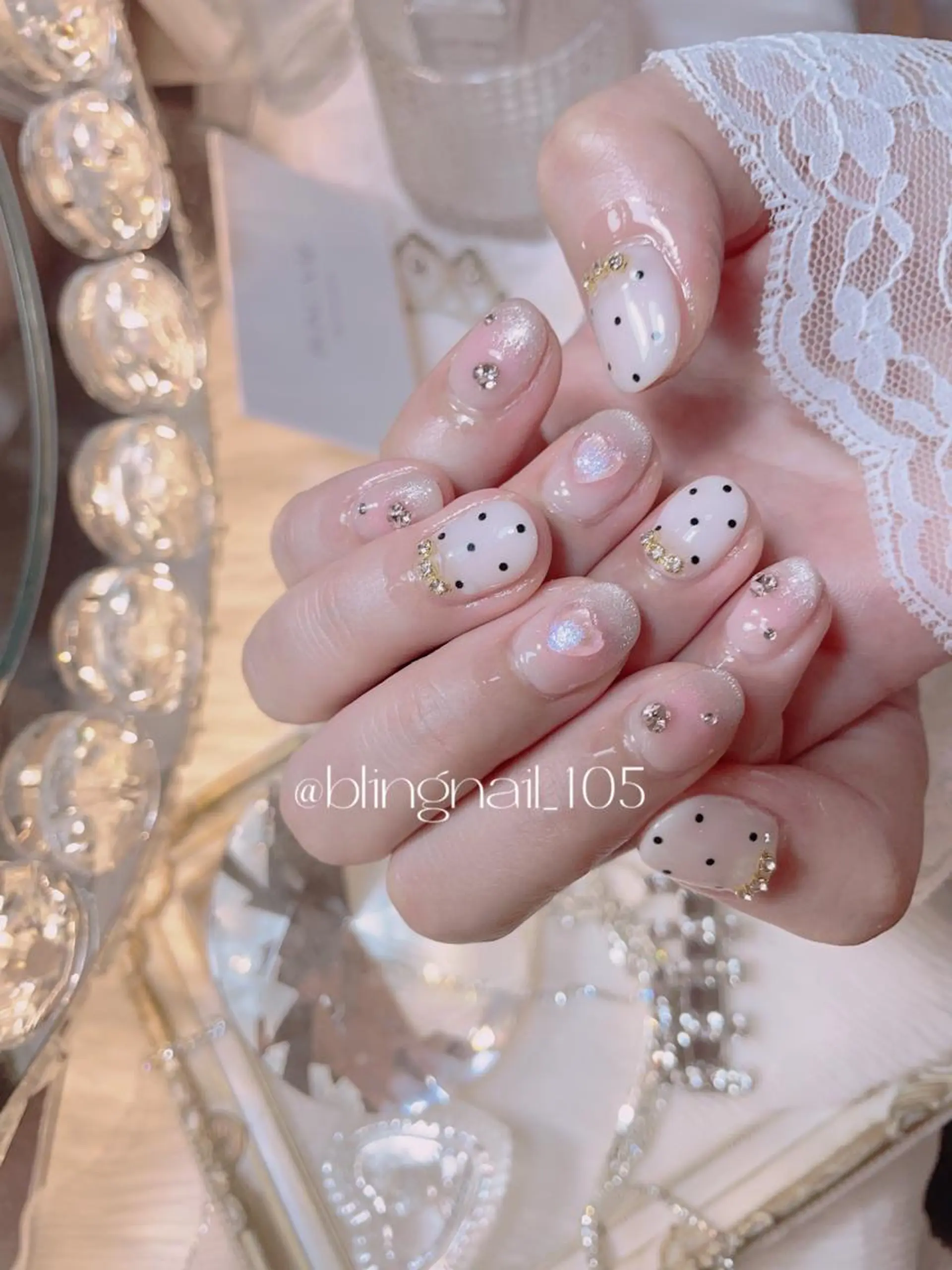 ネイル 23時まで❤︎韓国、 ワンホンネイルのネイルデザイン