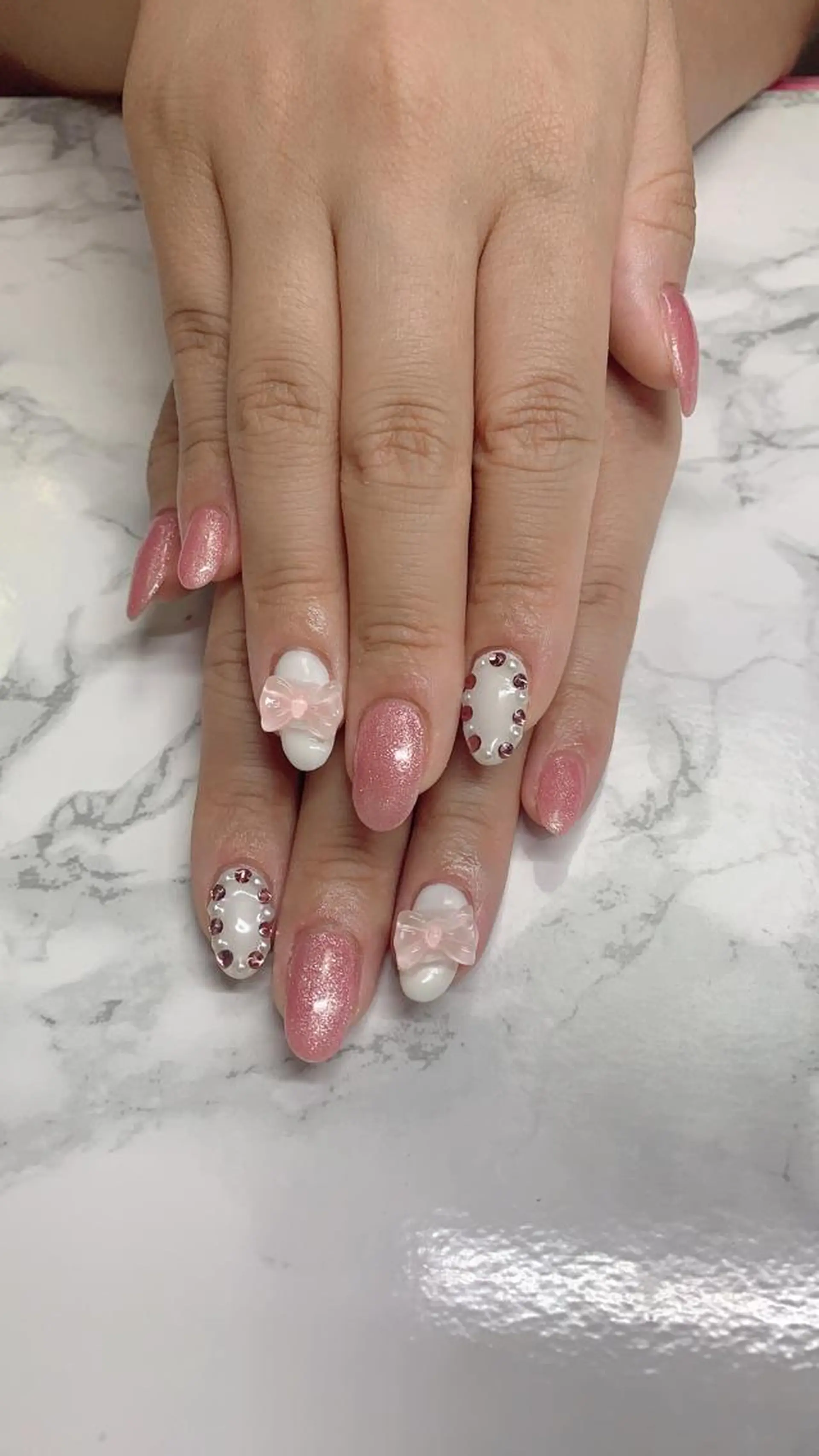 ネイル はな💎ネイル ワンホン、長さ出しのネイルデザイン