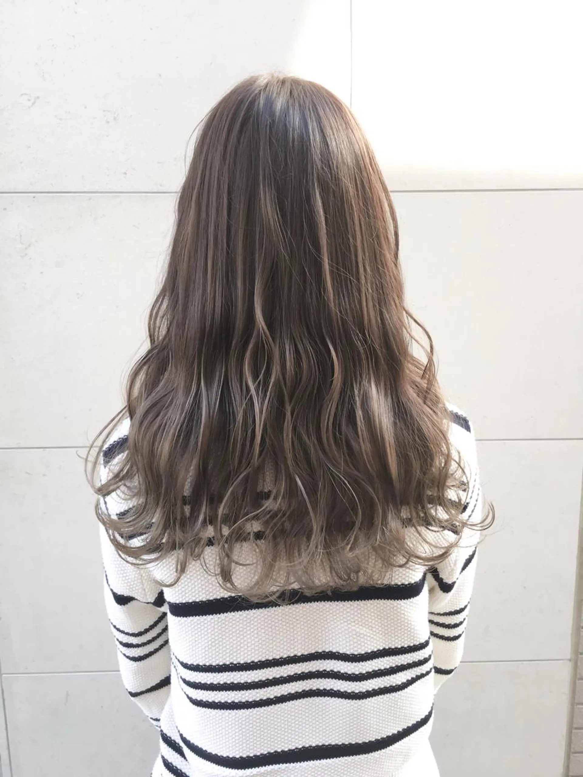 ロング カラー ショート、ボブ シマダマサトのヘアスタイル