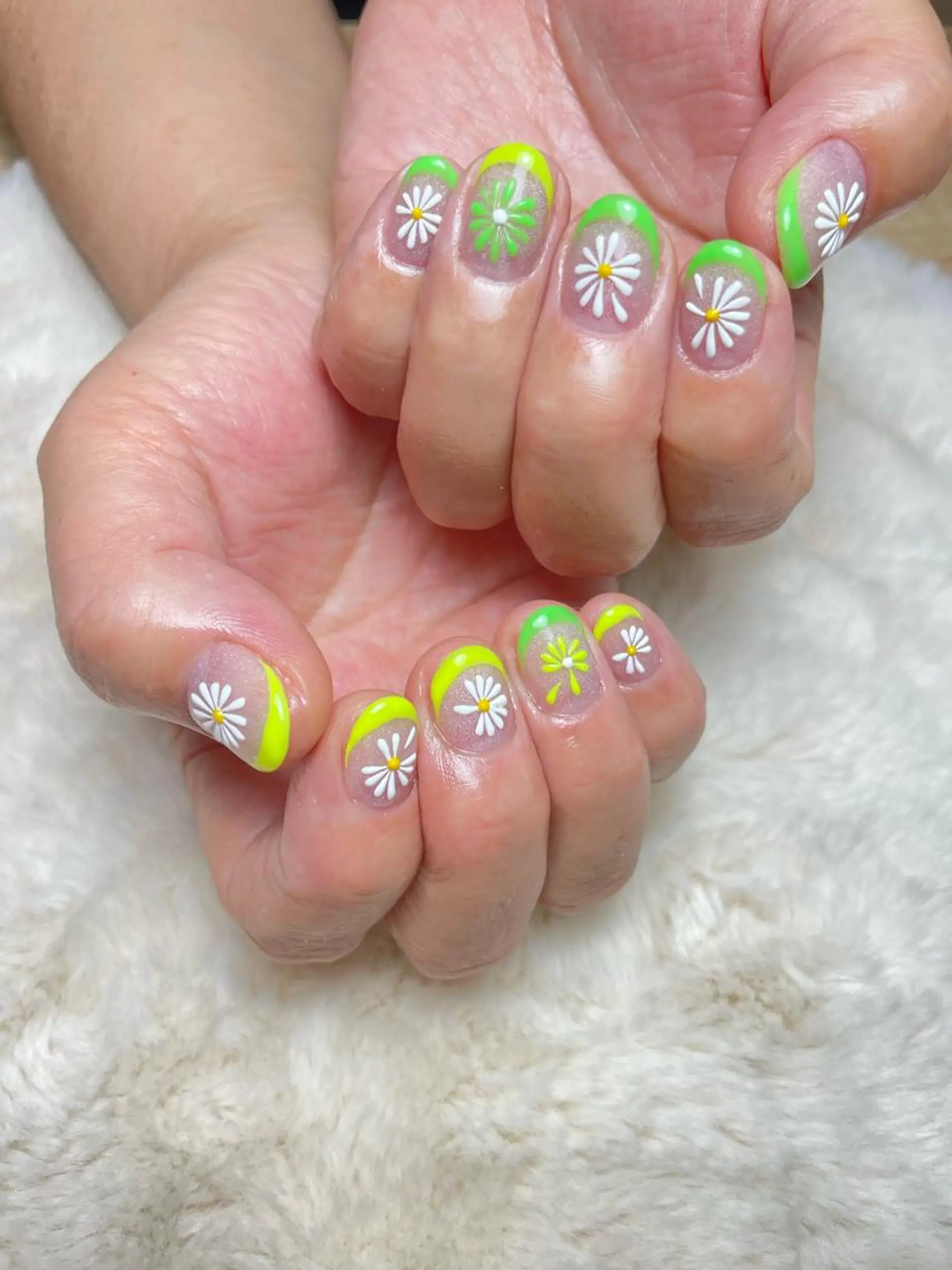 ネイル 岩山 直子のネイルデザイン