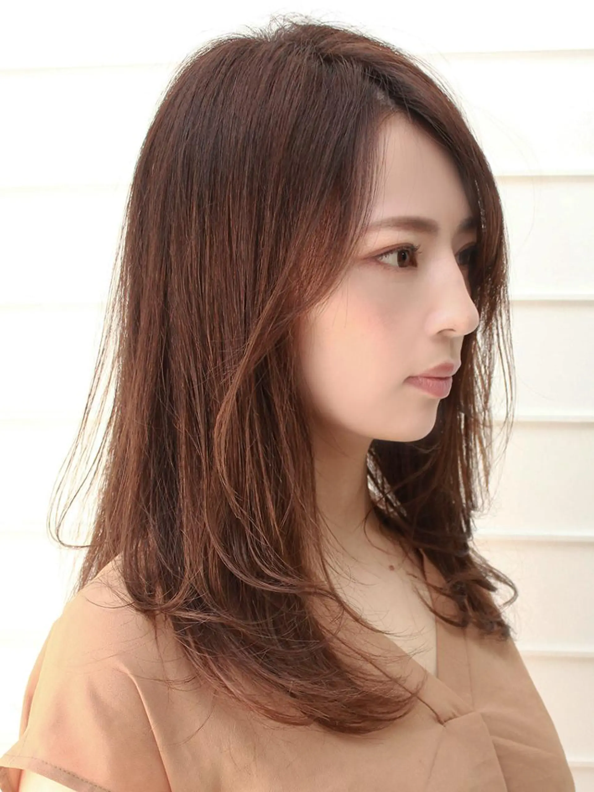 ロング カラー 黒川 真実のヘアスタイル