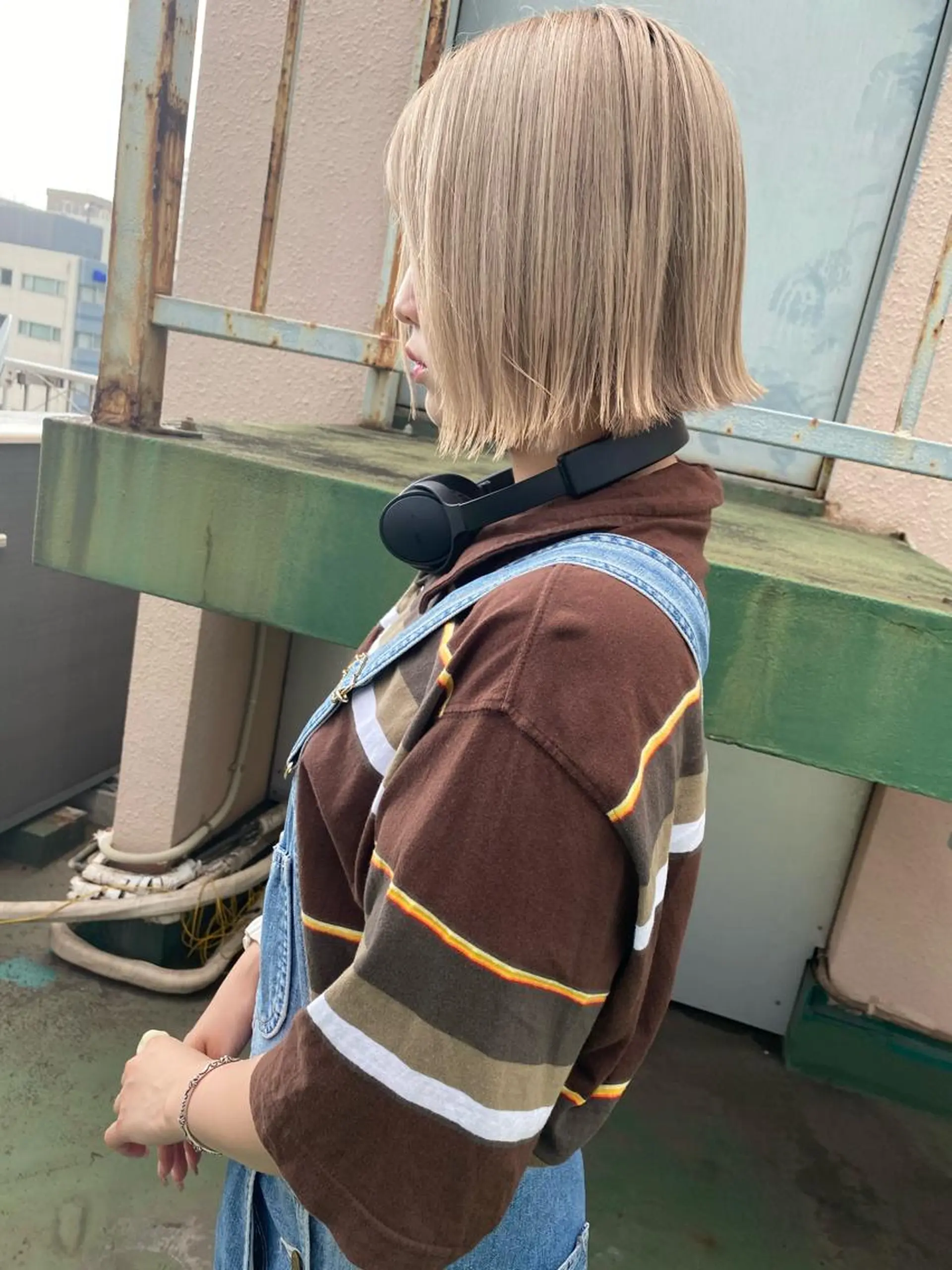 ミディアム カラー ヘアカラー fand AKANE のヘアスタイル