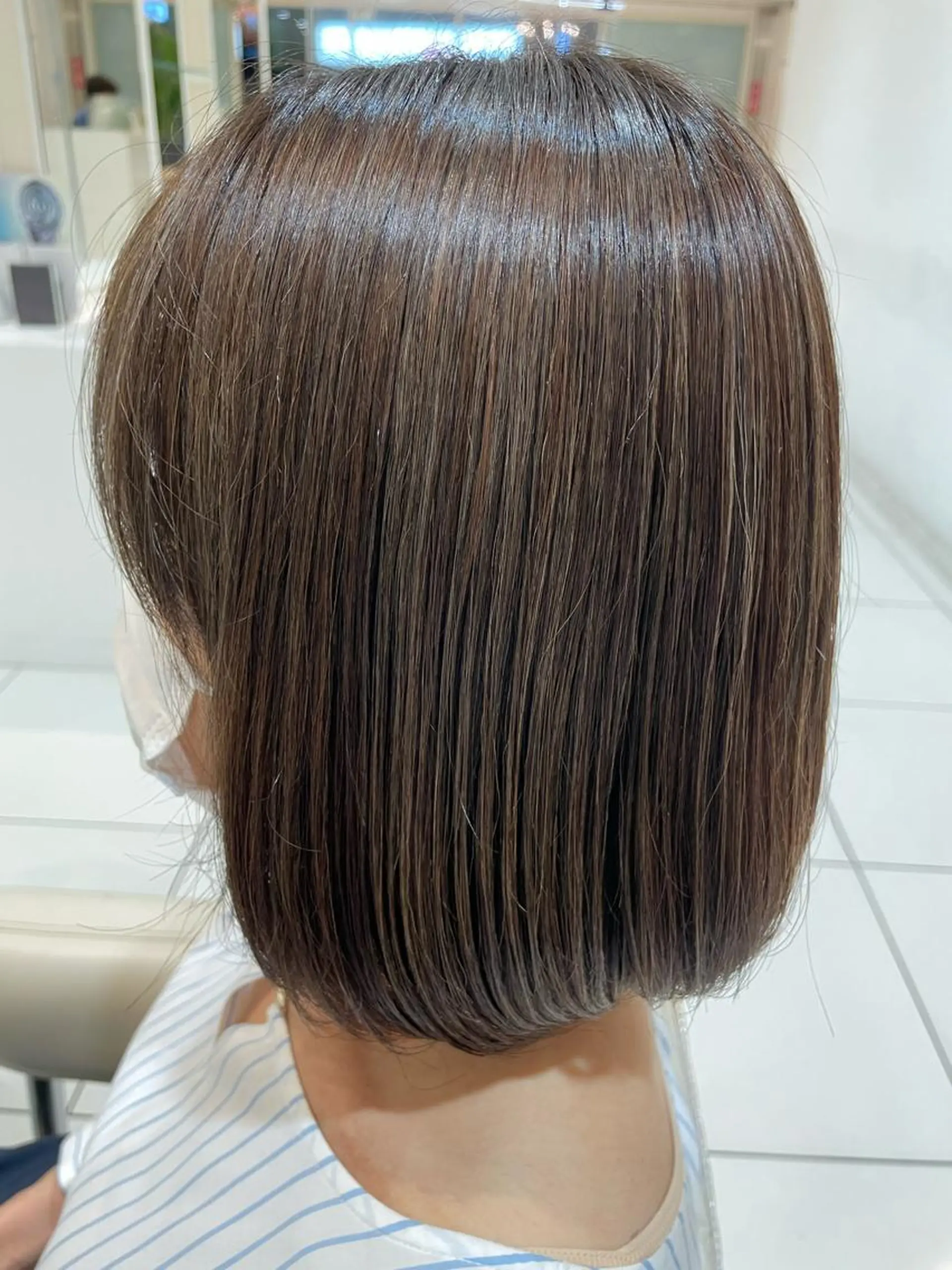 ミディアム カラー ハイライトカラー ハイライト JERICHO HAIR所属・ユ カの眉毛・アイブロウイメージ