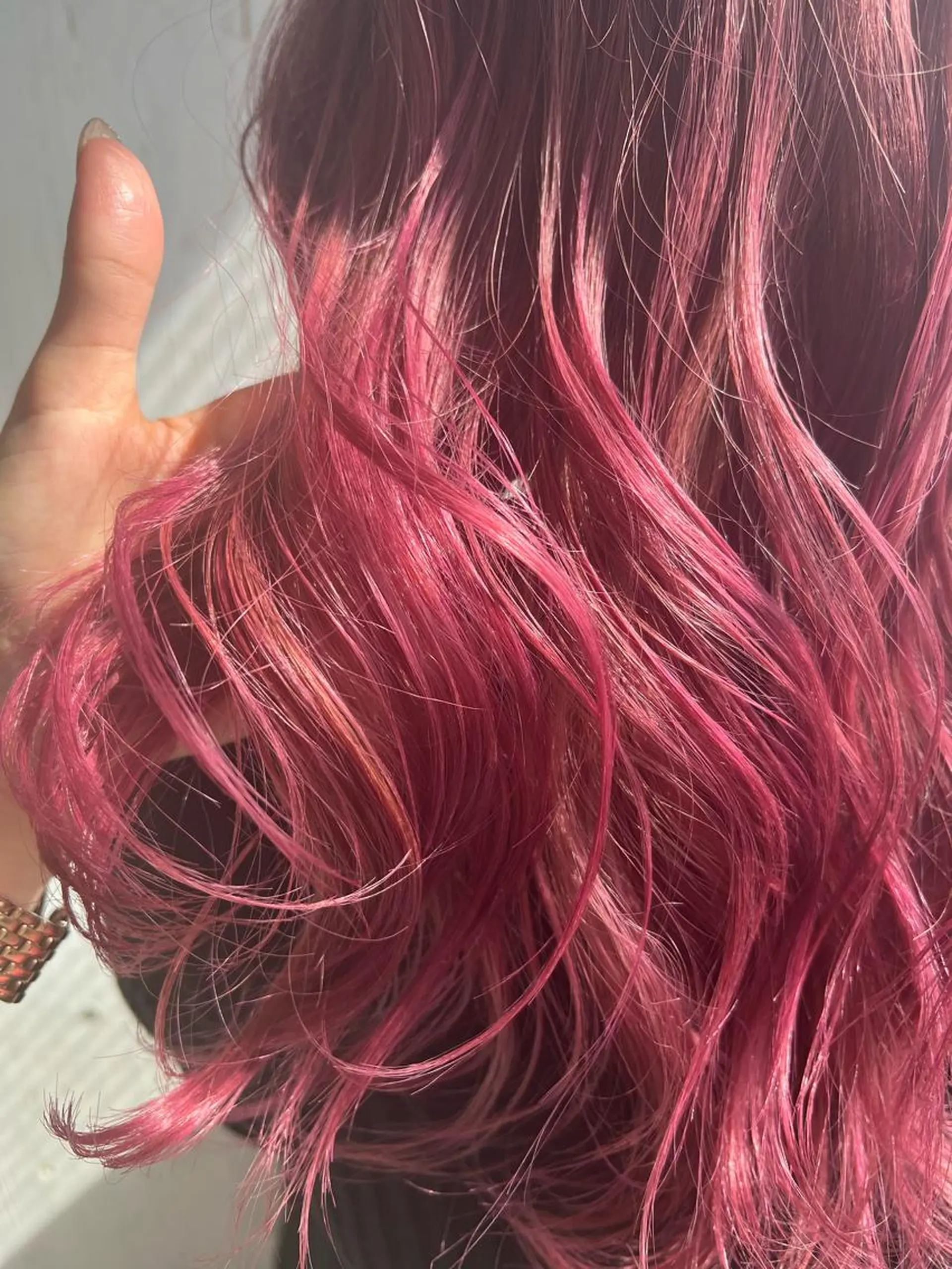 カラー ダブルカラー 吉田 悠乃のヘアスタイル