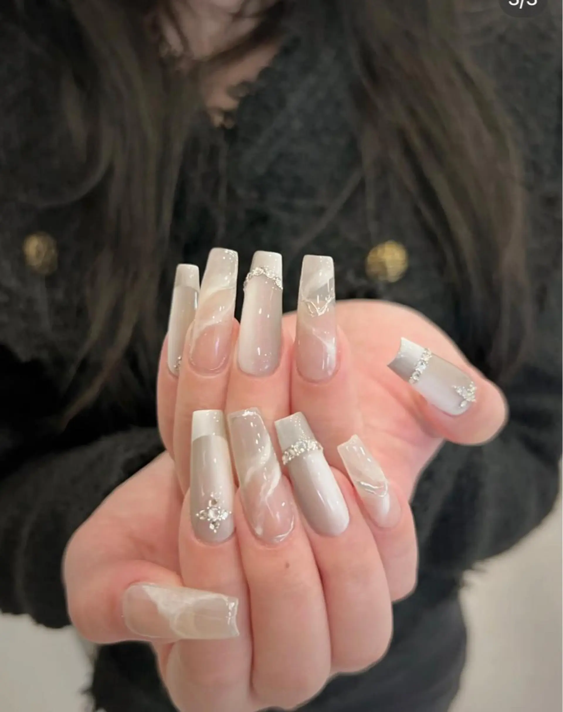 ネイル ハンドネイル VIVIAN リサのネイルデザイン