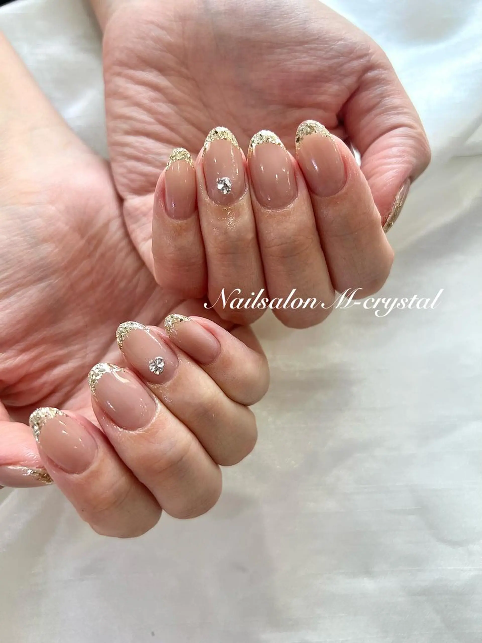ミディアム Nailsalon M-crystalのネイルデザイン