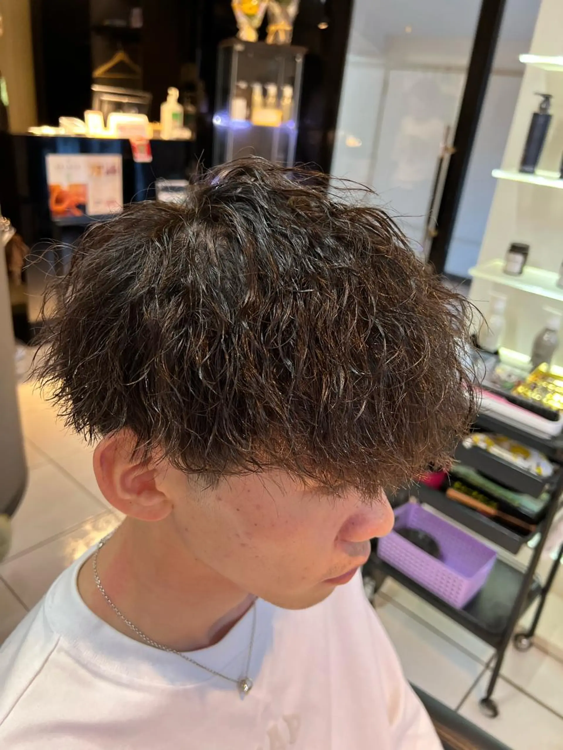 パーマ メンズ センターパート フェードカット カルマパーマ マッシュ メンズパーマ カット パーマ パーマ特化美容師 茂木広幸のヘアスタイル