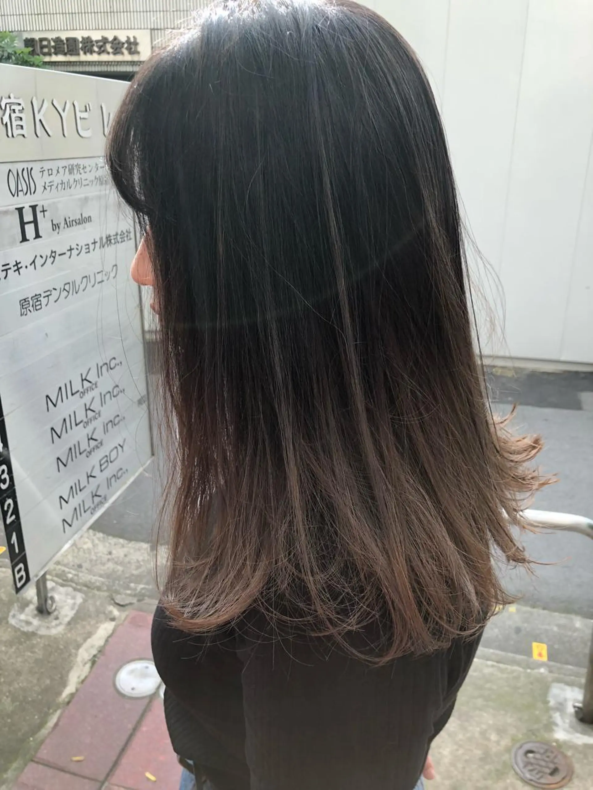 カラー バレイヤージュ メンズハイトーン メンズバレイヤージュのヘアスタイル