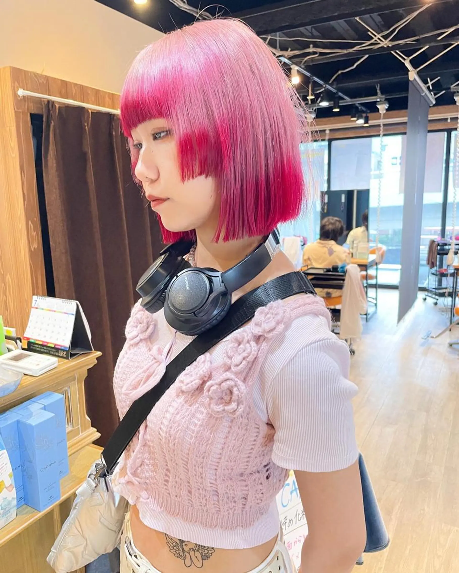 ミディアム カラー パーマ ベージュカラー ブリーチ 透明感カラー ハイトーンカラー ブリーチなしカラー ヘアカラー トリートメント 髪質改善/ブリーチ 田代 龍我のヘアスタイル