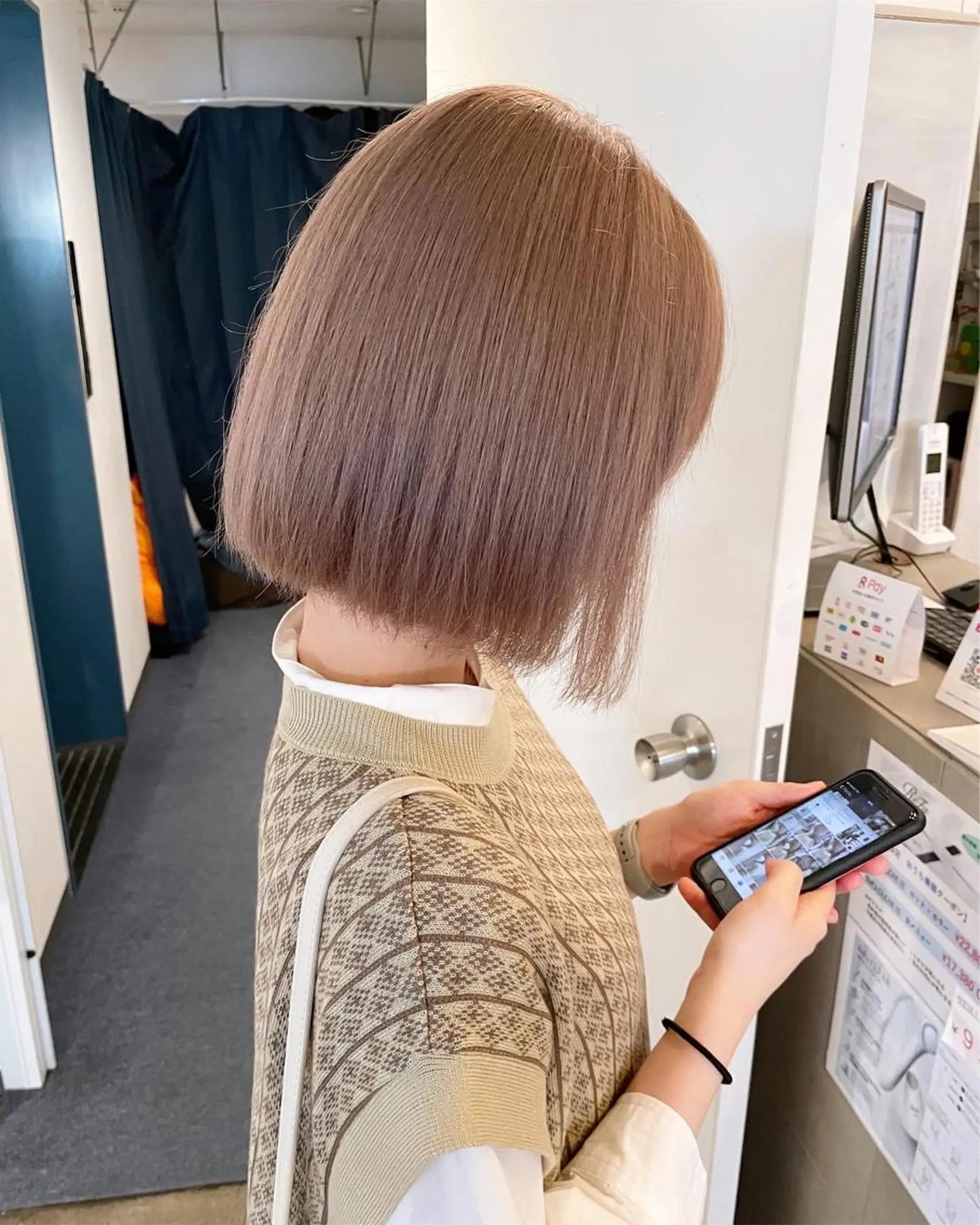 ミディアム カラー ベージュカラー ミルクティーベージュ ヘアカラー トリートメント ヘアセット ✨艶ブリーチカラー ✨四ノ宮裕己のヘアスタイル