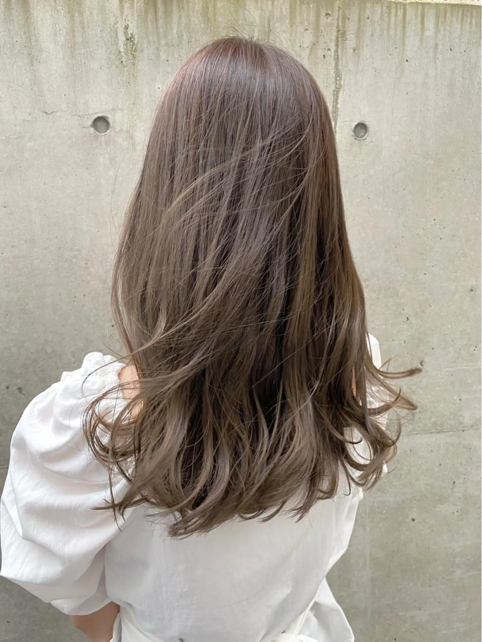 ミディアム カラー ヘアカラー トリートメント レイヤーカット /透明感カラー西田のヘアスタイル