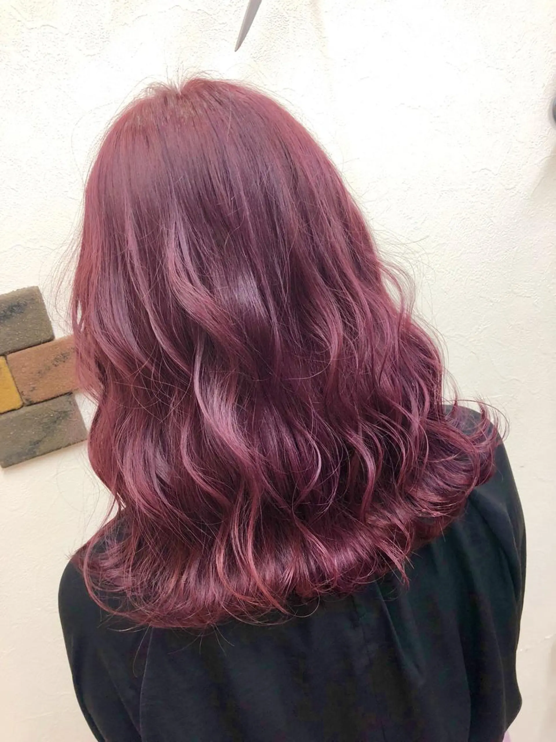 セミロング カラー レッドカラー MAKO ❤️‍🔥NEXTのヘアスタイル