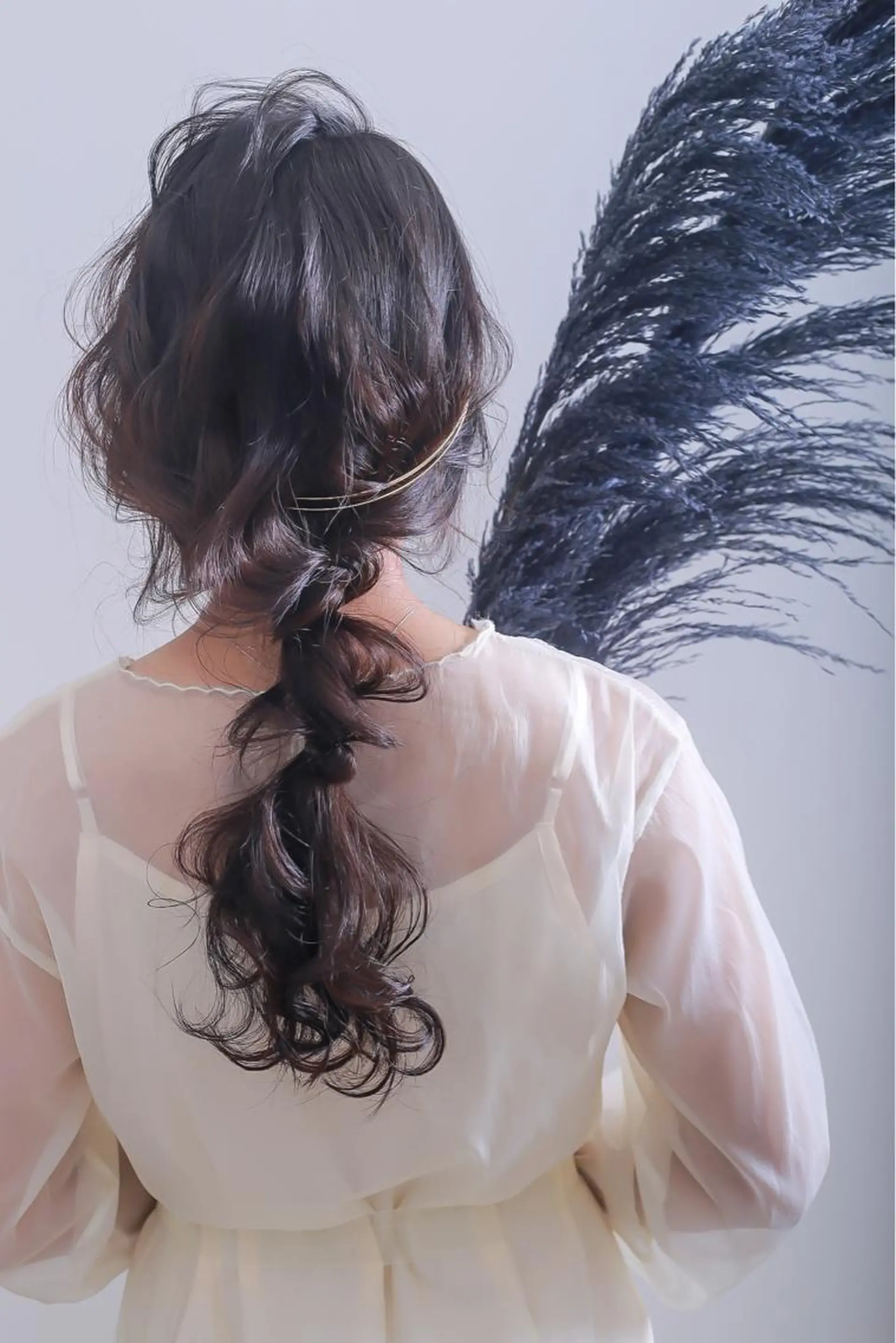 ロング ヘアアレンジ 伊藤 裕貴のヘアスタイル