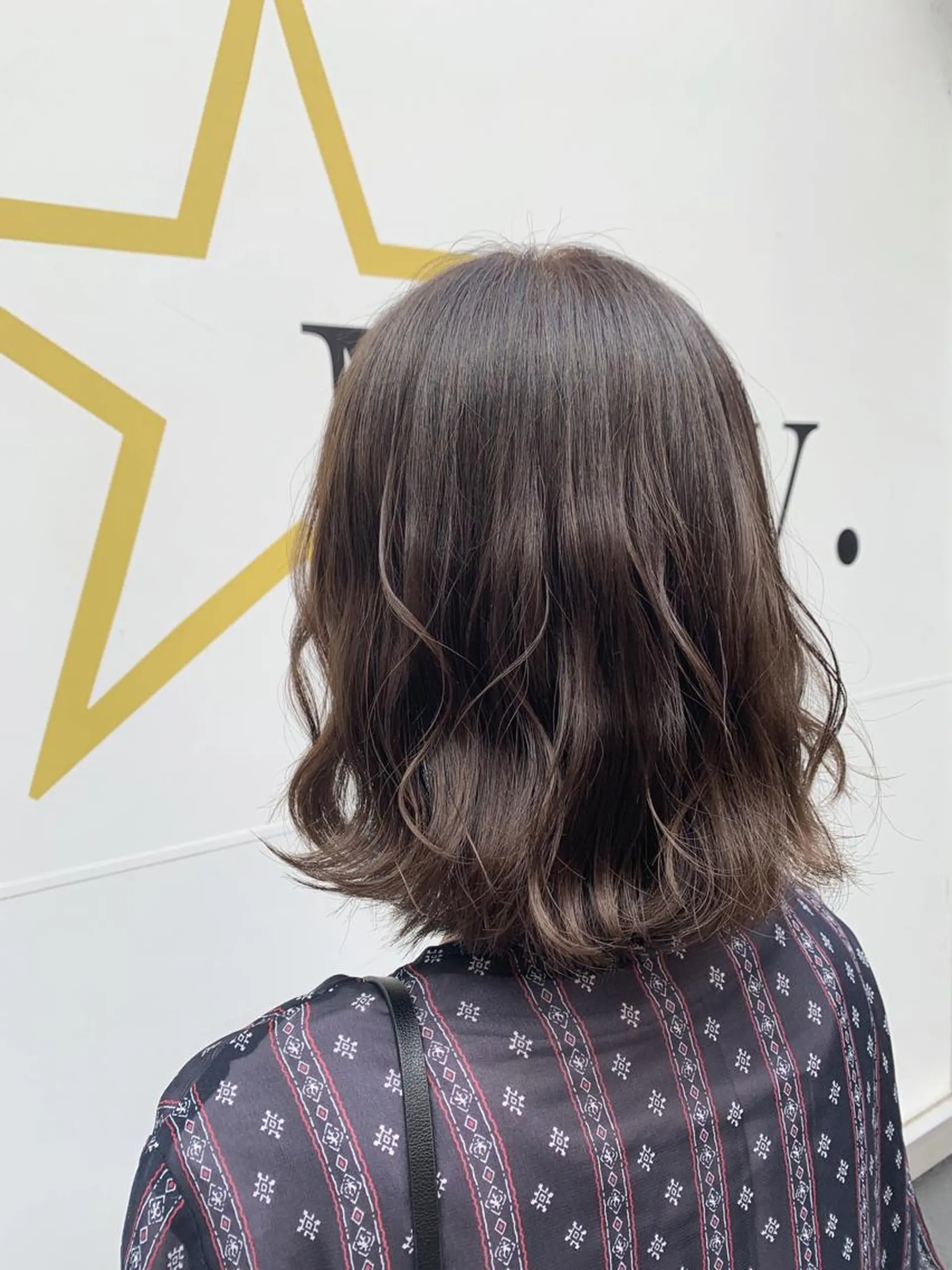 ミディアム カラー ヘアアレンジ 🎀野崎 美玖𝜗𝜚˚⋆のヘアスタイル