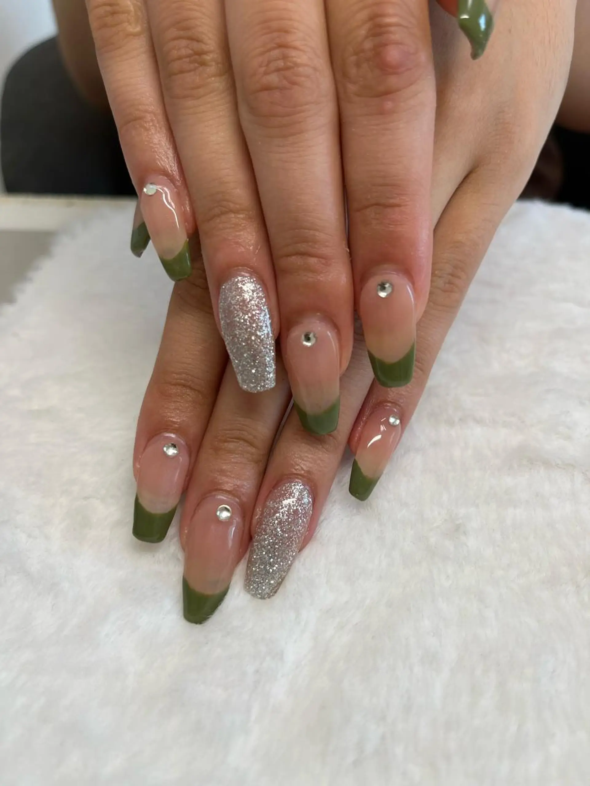ネイル nail.salon .Reversalのネイルデザイン