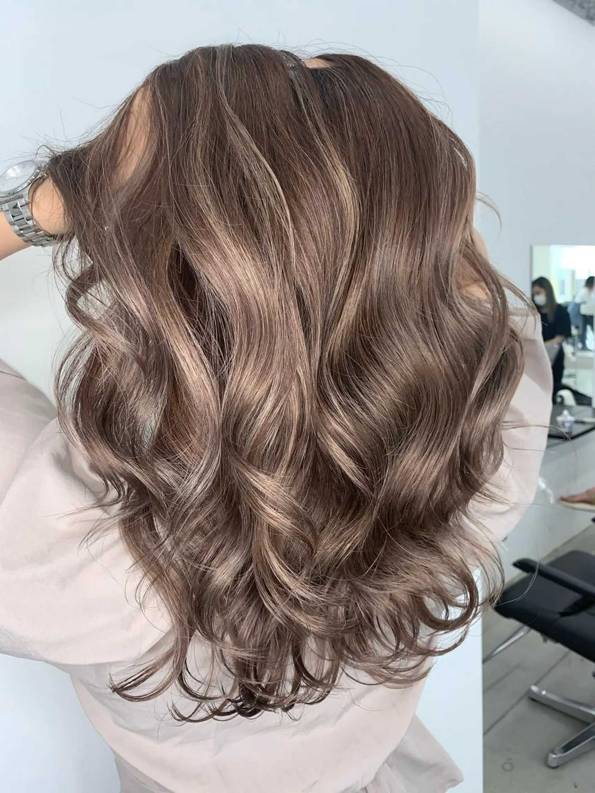 カラー ハイライトカラー LINOET NAGOYA所属・中川 来紀のヘアスタイル