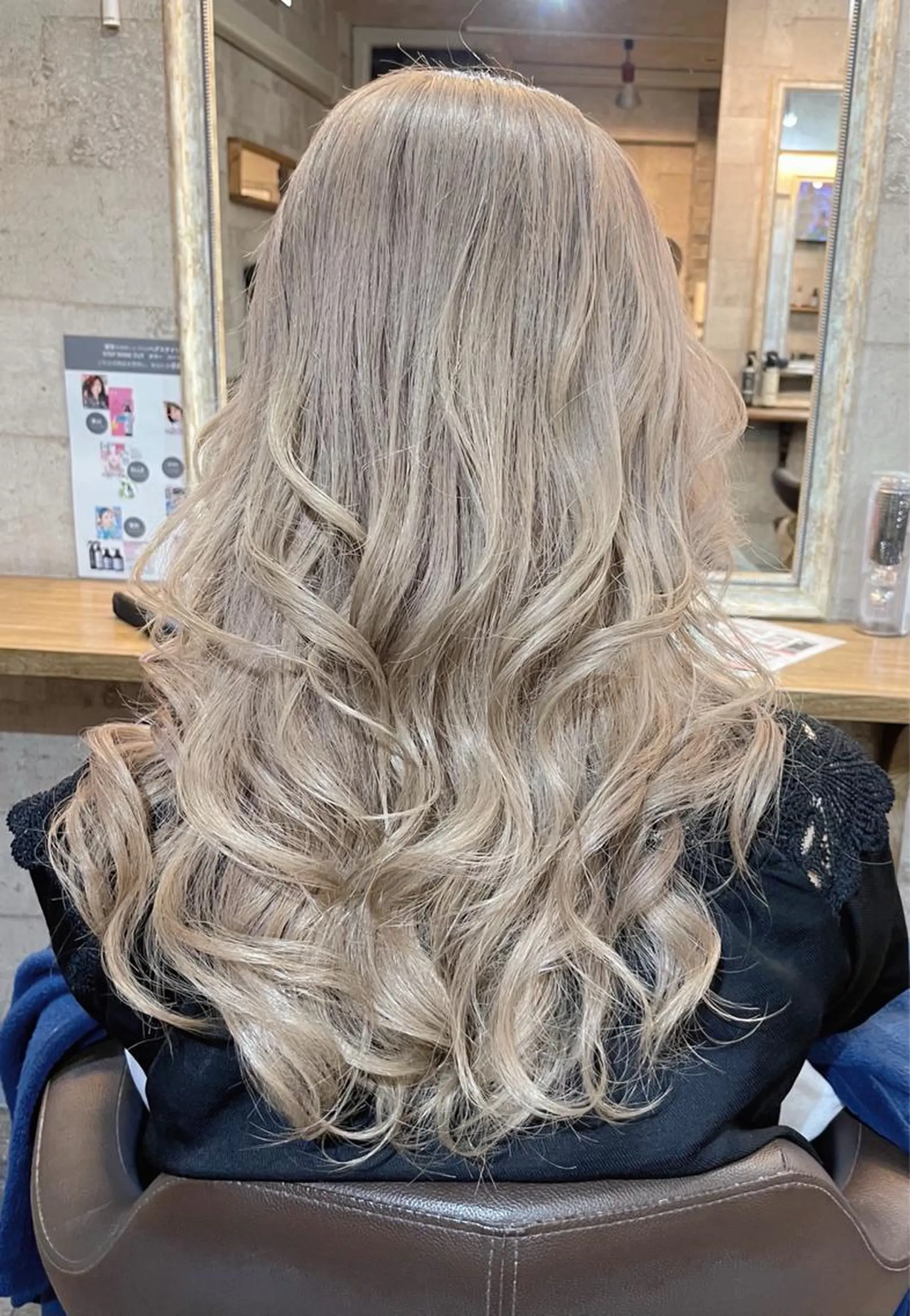 セミロング カラー ブリーチ ピンクカラー ヘアカラー トリートメント 骨格整形カット/ ショート✂️堀夢哉のヘアスタイル