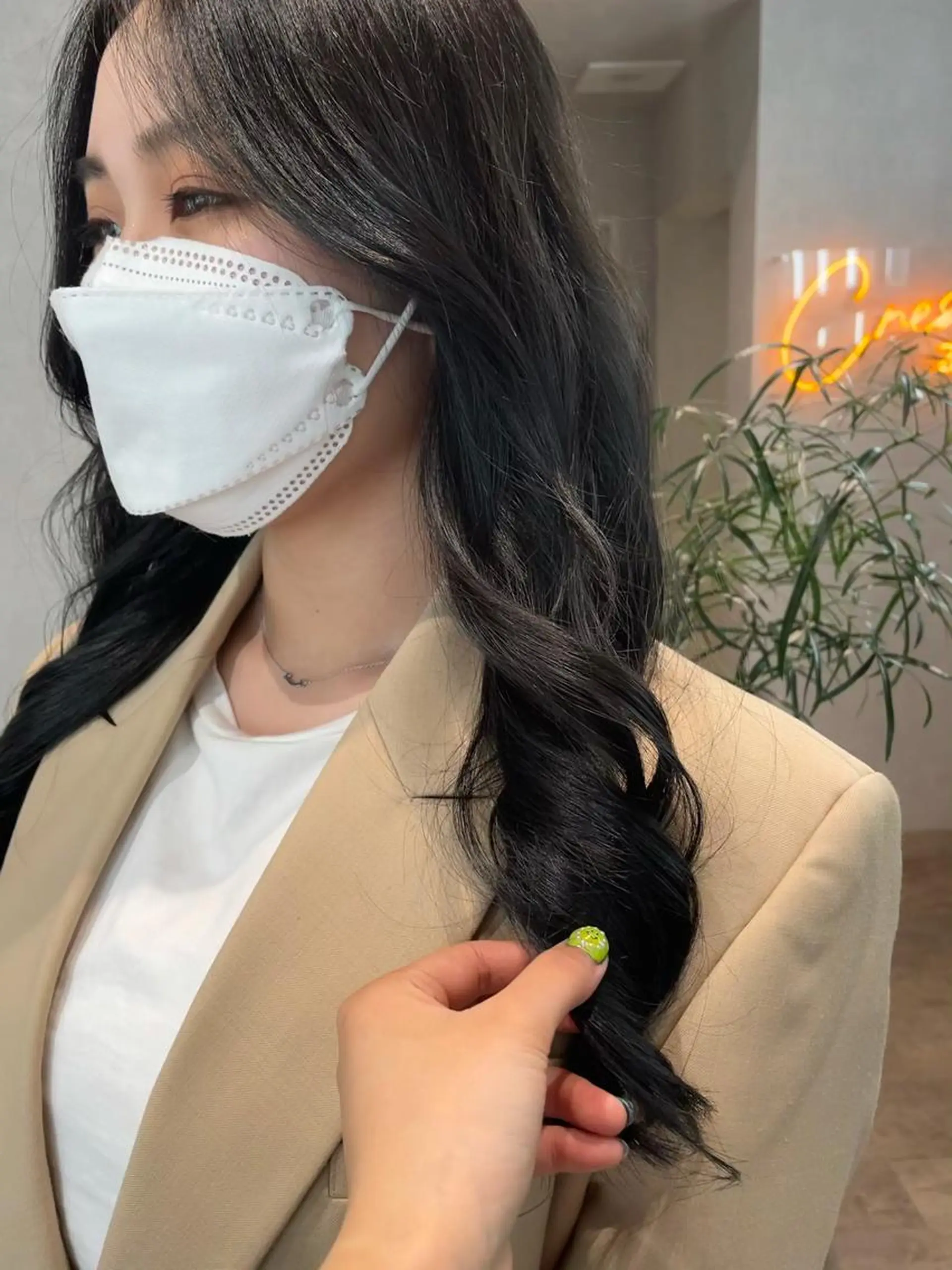 ロング カラー 黒髪 ブルーカラー ブルーブラック 透明感カラー 韓国風ヘア ヘアカラー ナチュラル透明感🌱 小山美樹子のヘアスタイル