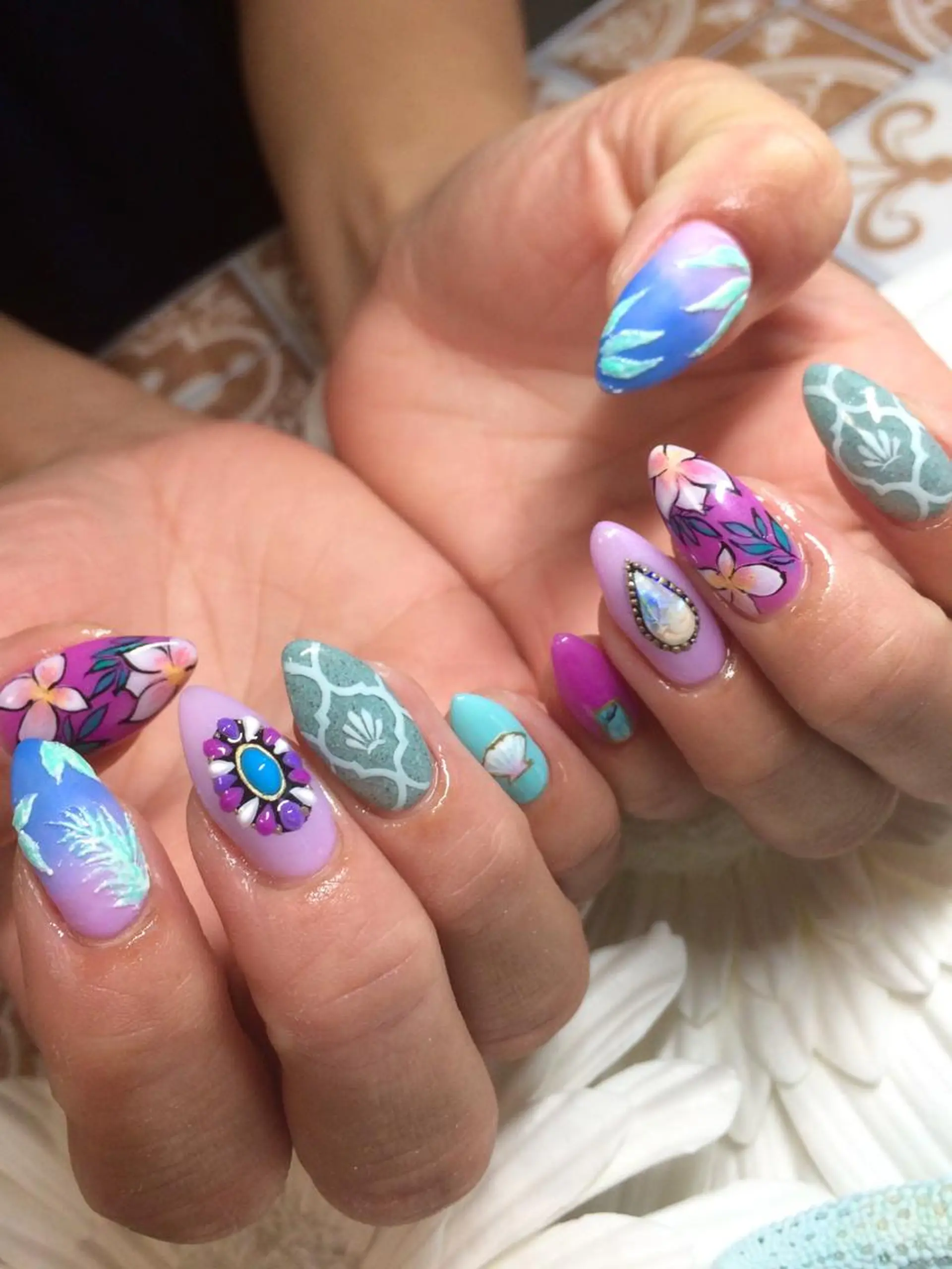 ネイル アートネイル ジェルネイル マットネイル ハンドネイル Nailsalon E's cafeのネイルデザイン